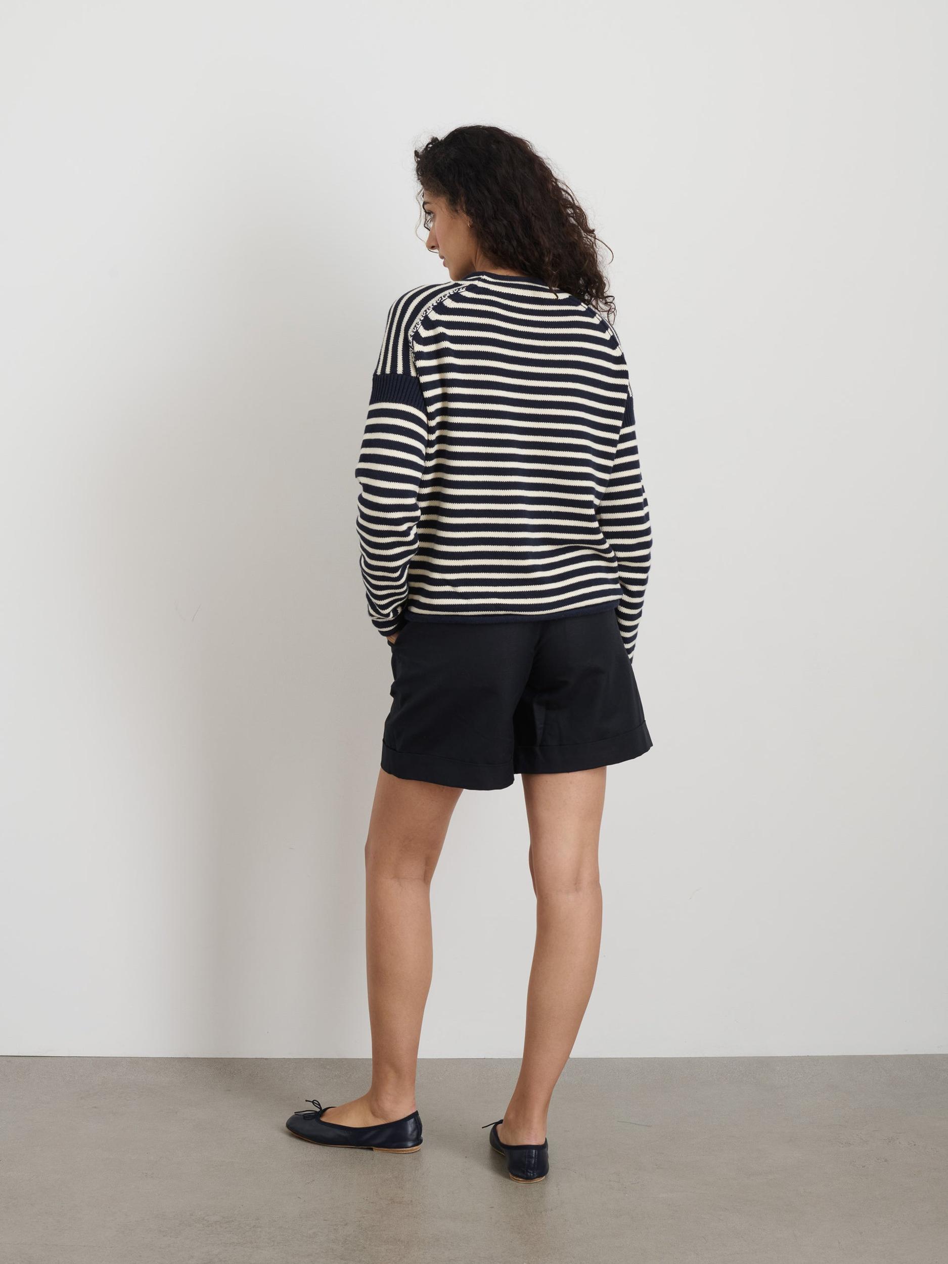 Soho Short In Cotton Linen Product Image