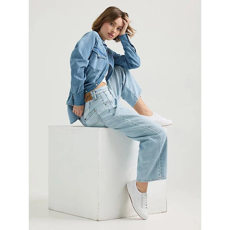 Womens Loose Crop Button-Fly Jeans Product Image