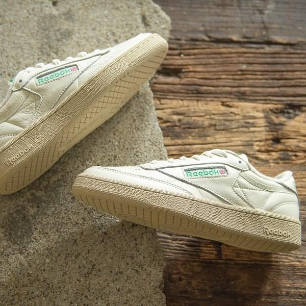 Mens Reebok Club C Vintage 85 Athletic Shoe - Chalk / Paperwhite / Glen Green Product Image