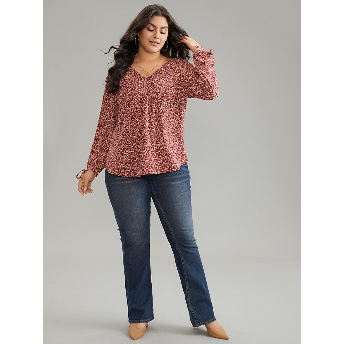 Plus Size Scarlet Ditsy Floral Ties V Neck Pleated Blouse Women Elegant Long Sleeve V-neck Dailywear Blouses BloomChic 26/4X Product Image