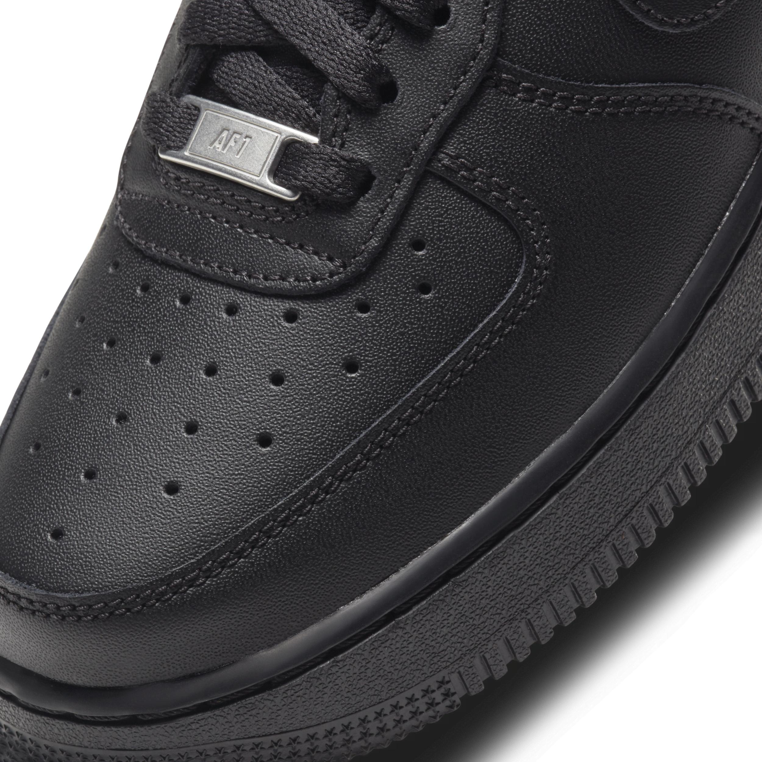 Nike Womens Air Force 1 07 Shoes | DD8959-001 Product Image