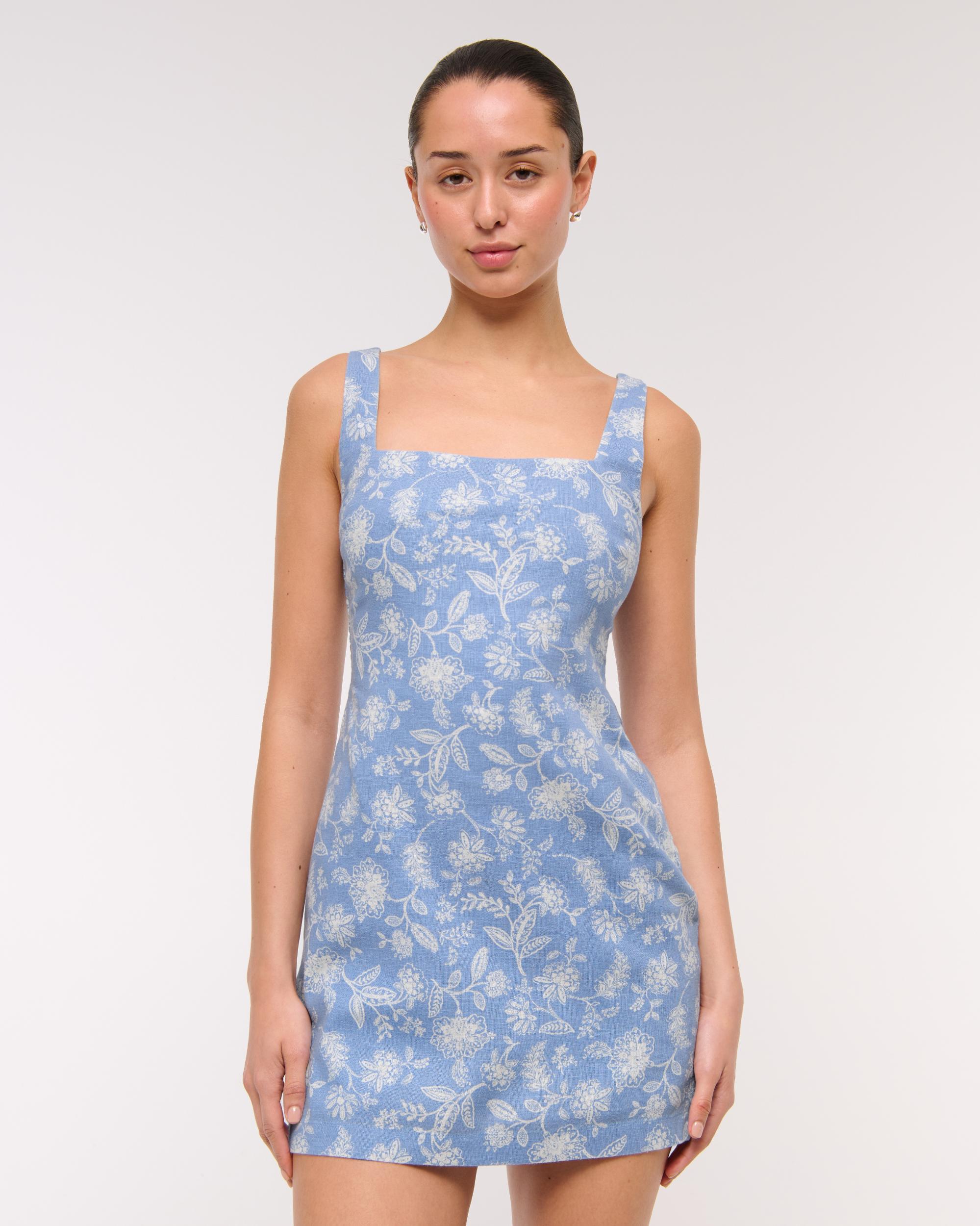 The A&F Scarlett Squareneck Linen-Blend Skort Product Image