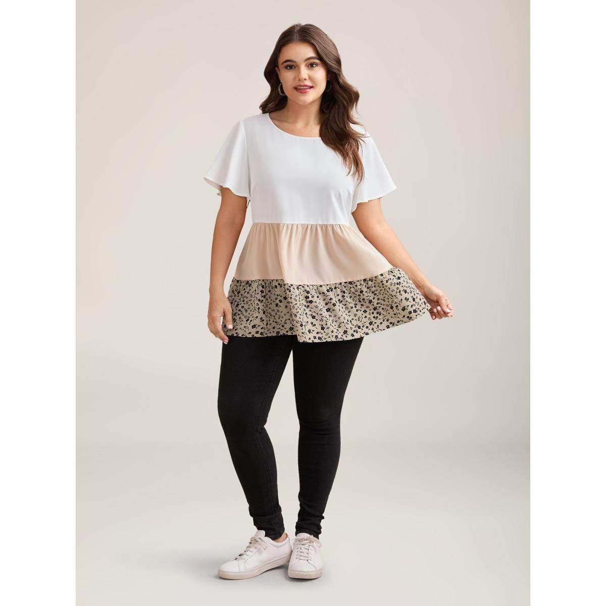 Plus Size Multicolor Round Neck Contrast Tiered Blouse Women Casual Cap Sleeve Round Neck Everyday Blouses BloomChic 26/4X Product Image