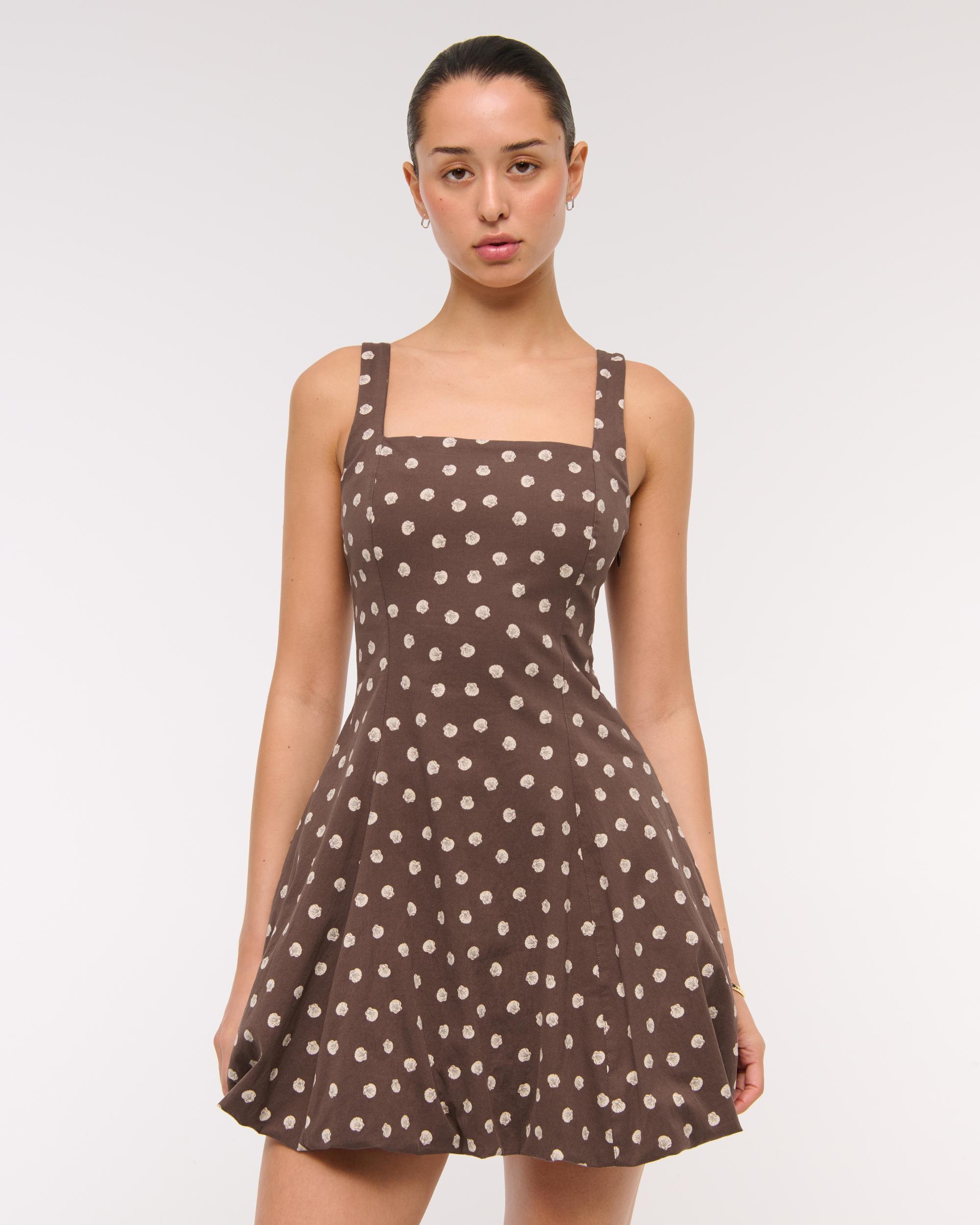 The A&F Mila Bubble Hem Mini Skort Product Image