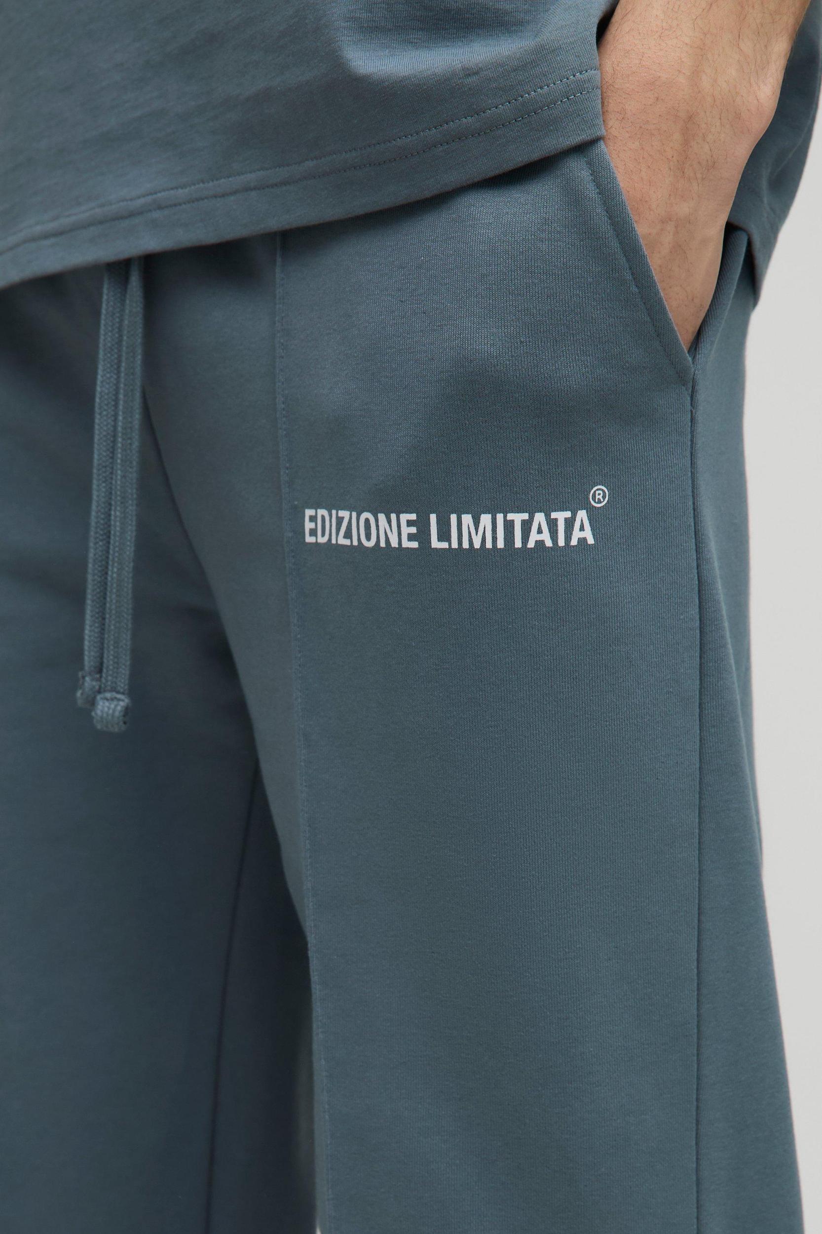 Relaxed Edizione Heavyweight Pintuck Split Hem Sweatpants | boohooMAN USA Product Image