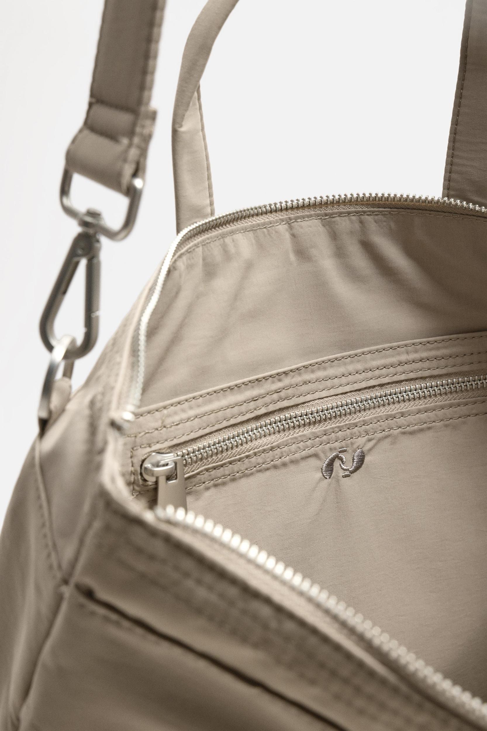 NYLON TOTE BAG Product Image