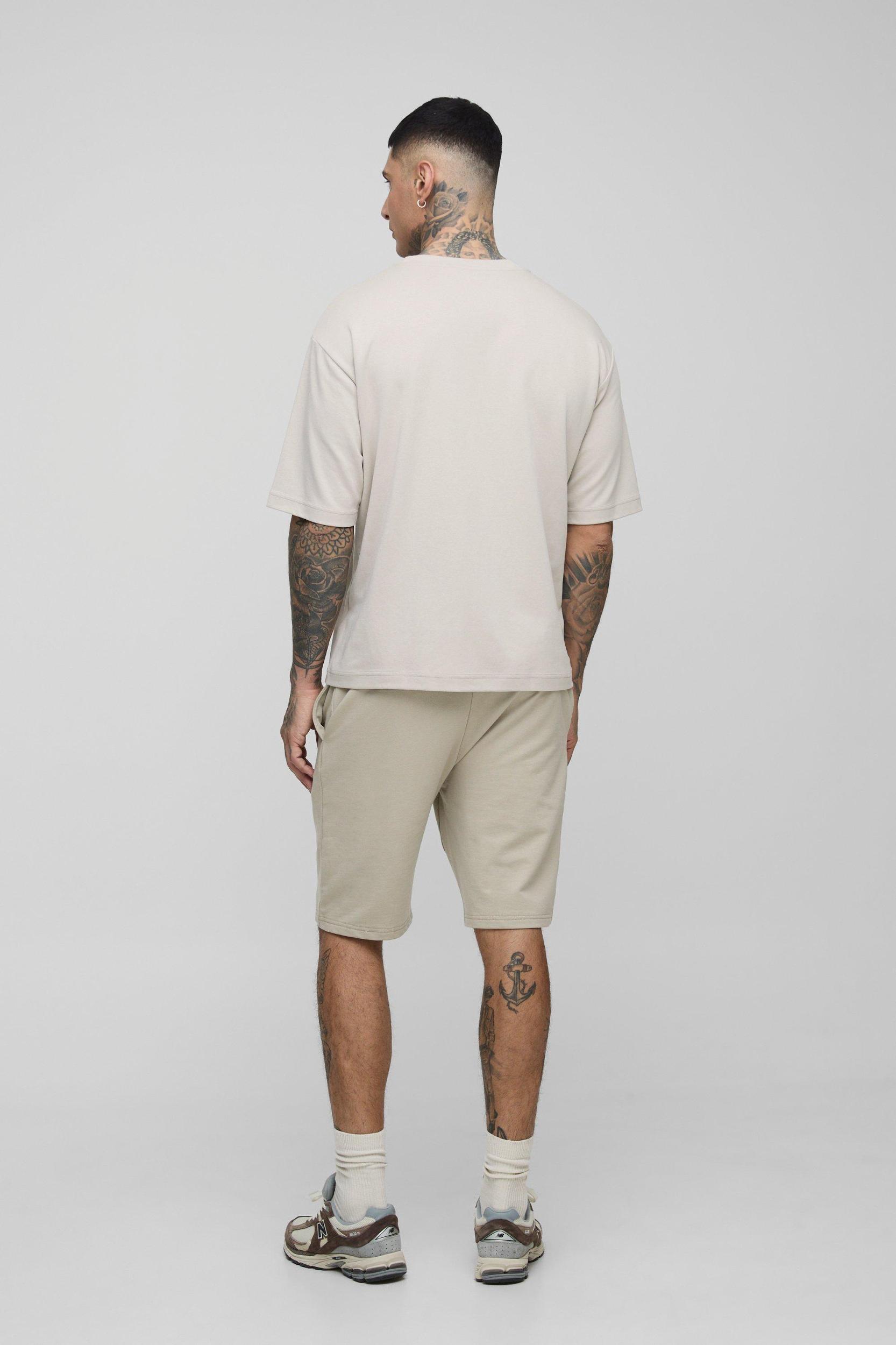 Tall 260GSM Loopback Slim Fit Basic Shorts | boohooMAN USA Product Image