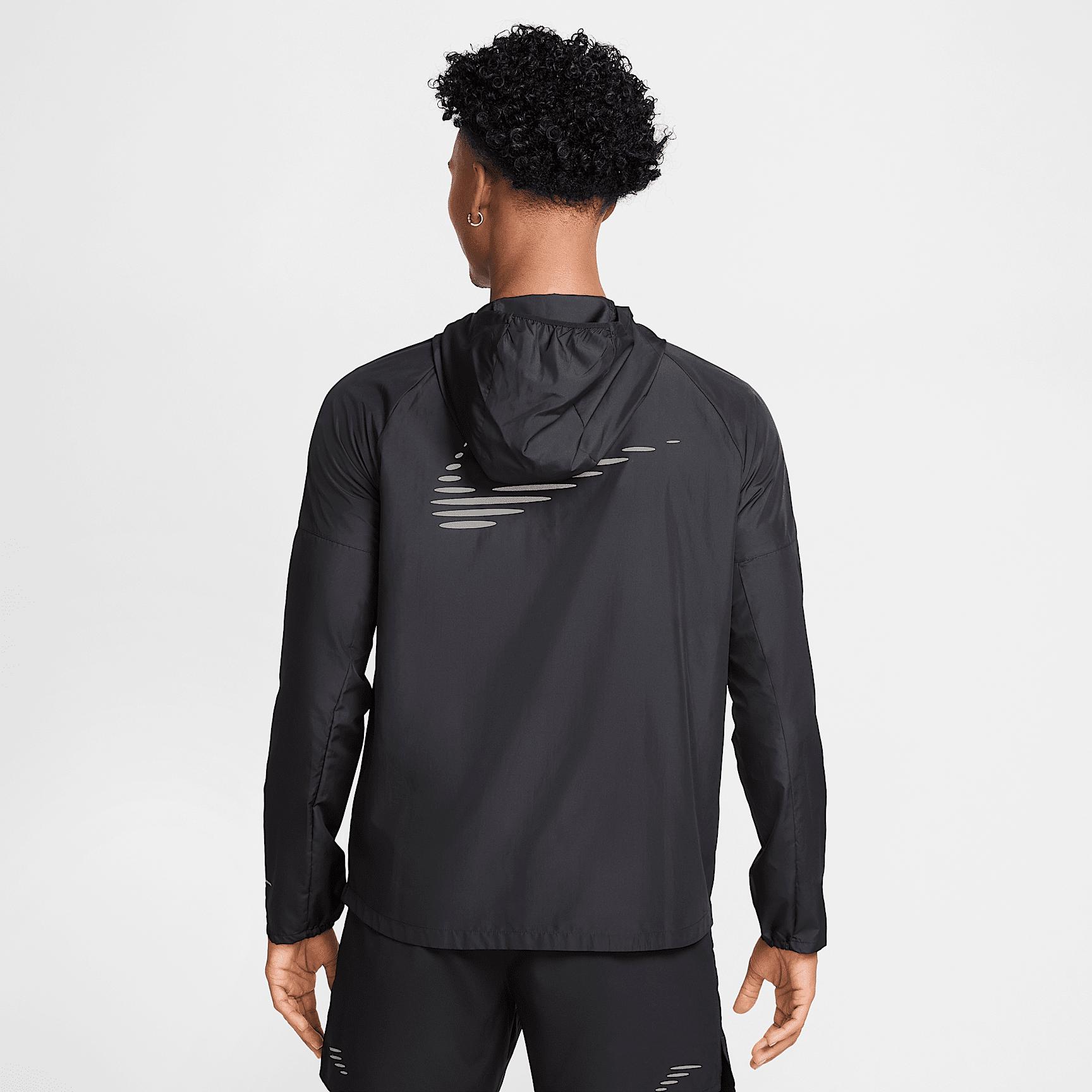 Nike Miler Flash Men's Water-Repellent Running Jacket Product Image