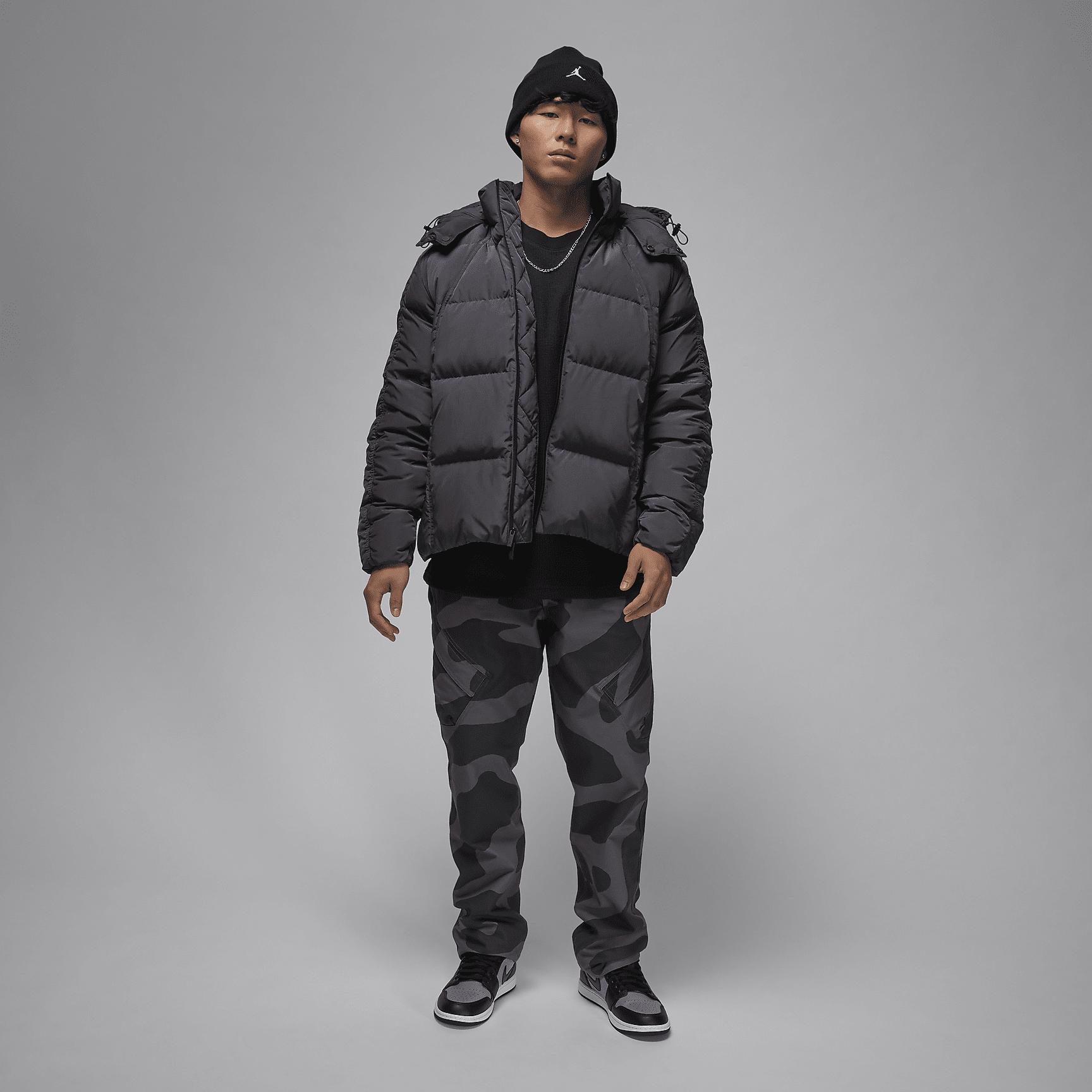 Jordan Essentials Men's Long-Sleeve Top Product Image