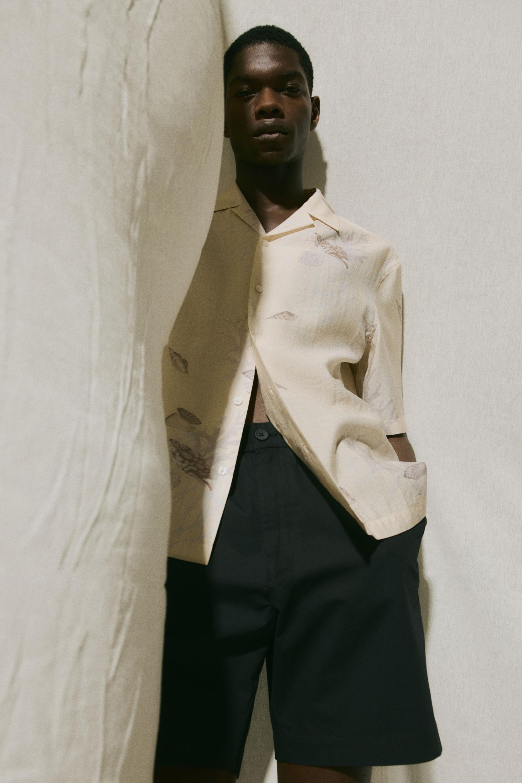 Relaxed-Fit Poplin Shorts Product Image