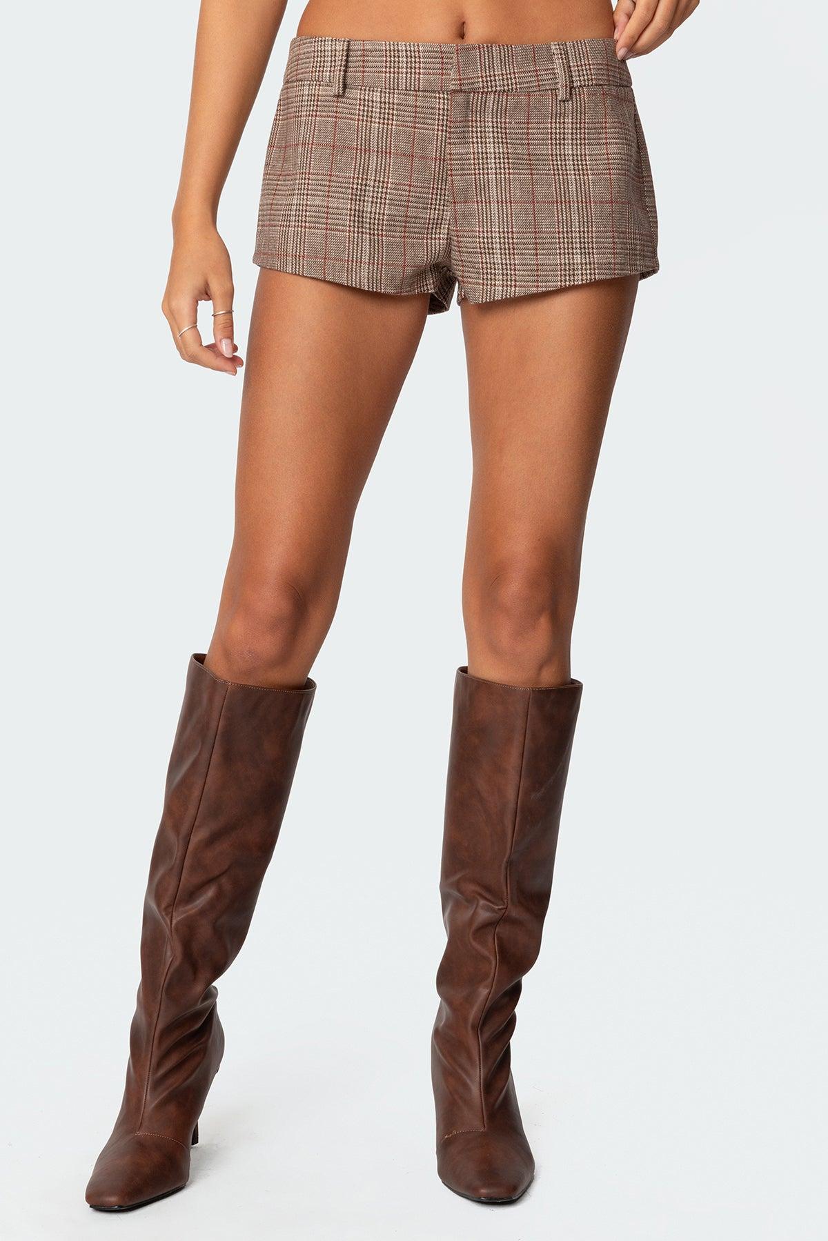 Phoeby Houndstooth Plaid Shorts Product Image