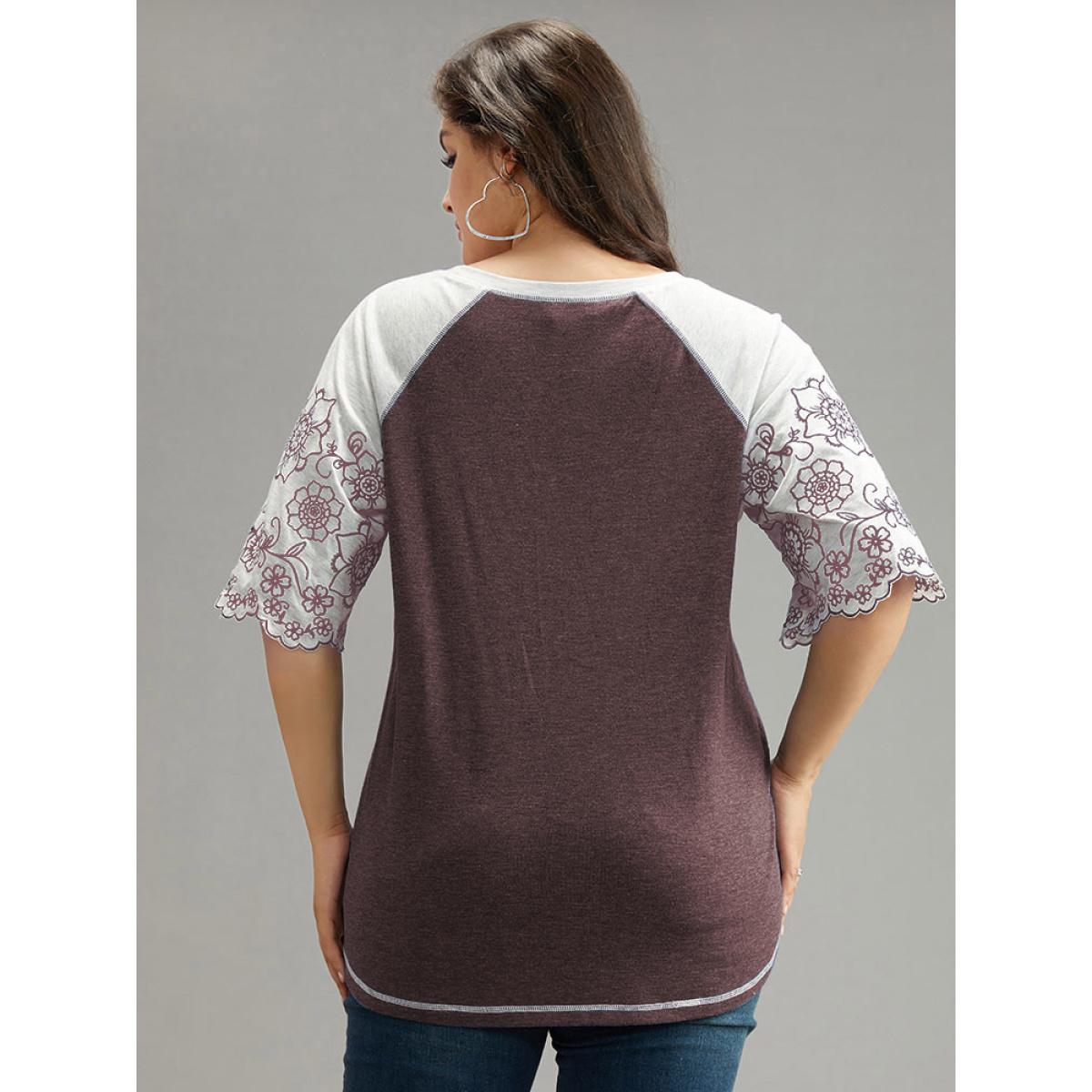 Plus Size Contrast Embroidered Scalloped Trim T-shirt Red Women Elegant Contrast Silhouette Floral Print Round Neck Dailywear T-shirts BloomChic 10/M Product Image