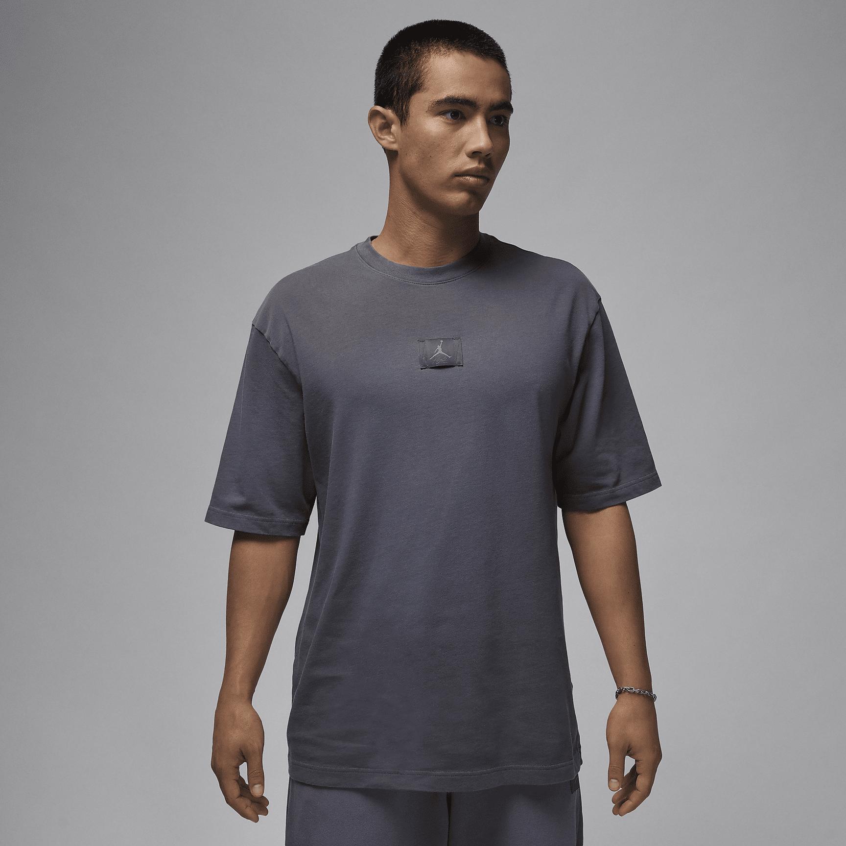 Men's Jordan Flight Essentials 85 Washed T-Shirt Product Image