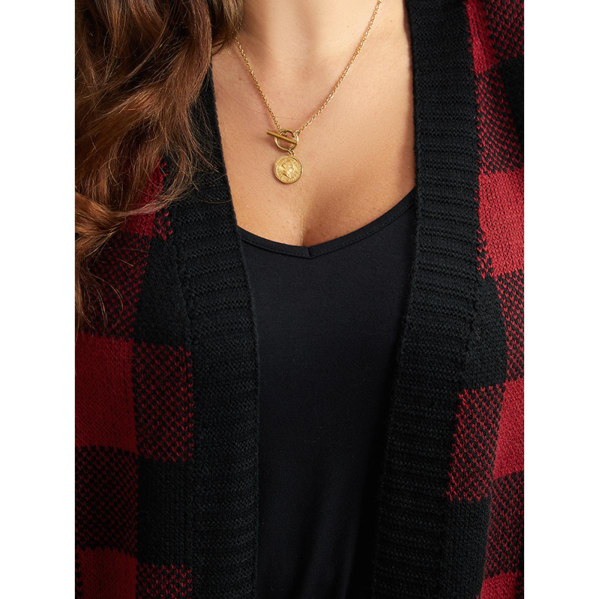 Plus Size Plaid Patched Pocket Loose Cardigan Scarlet Women Casual Loose Long Sleeve Everyday Cardigans BloomChic 28/5X Product Image