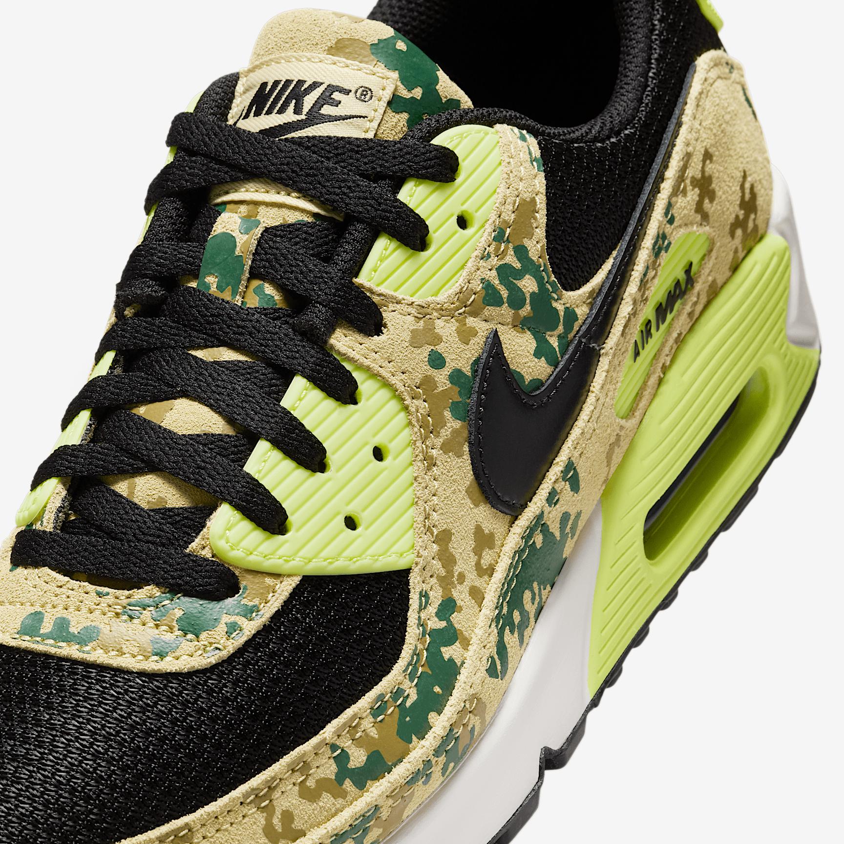 Nike Men's Air Max 90 Premium Shoes Product Image