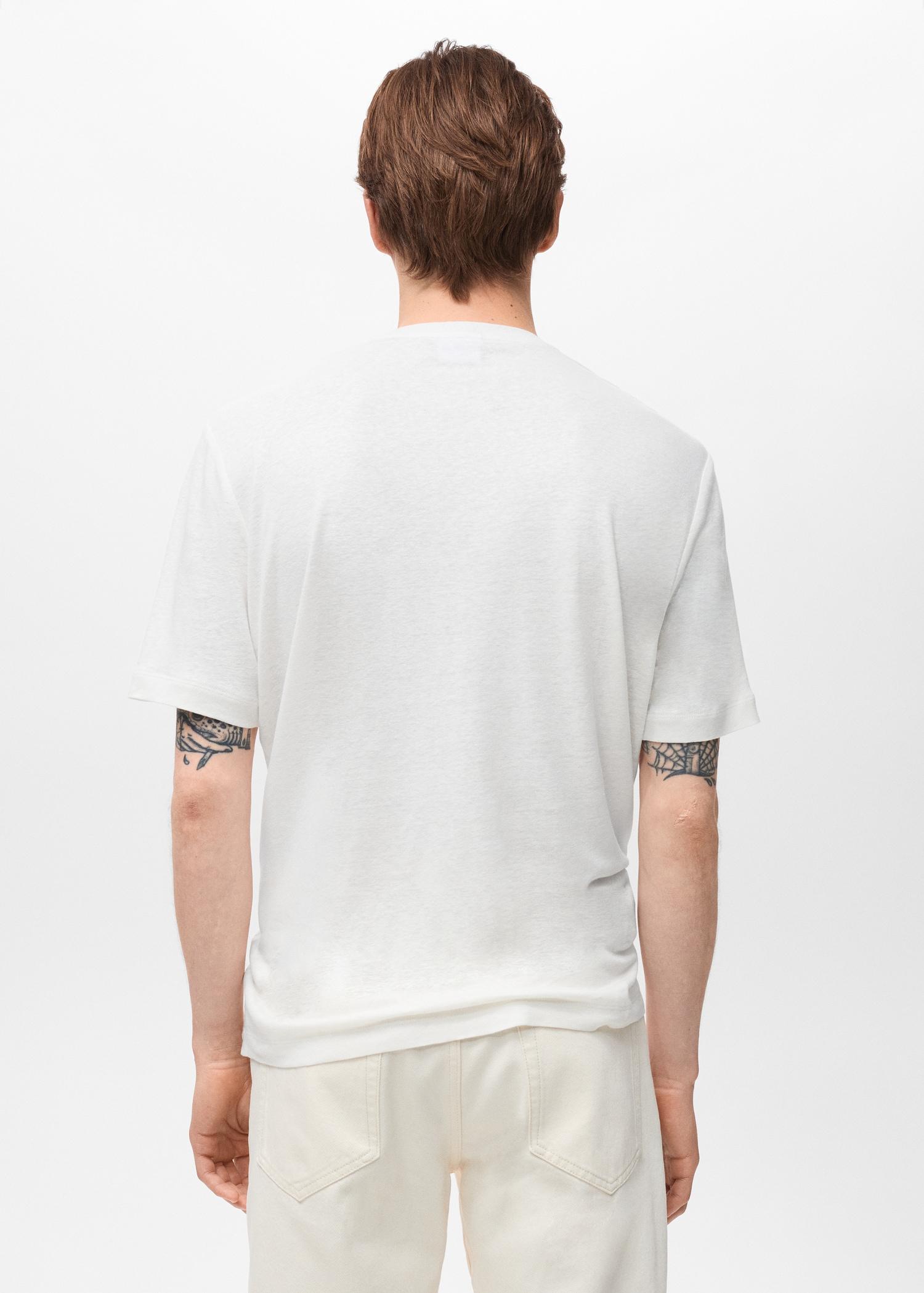 Linen slim-fit t-shirt - Men | MANGO USA Product Image