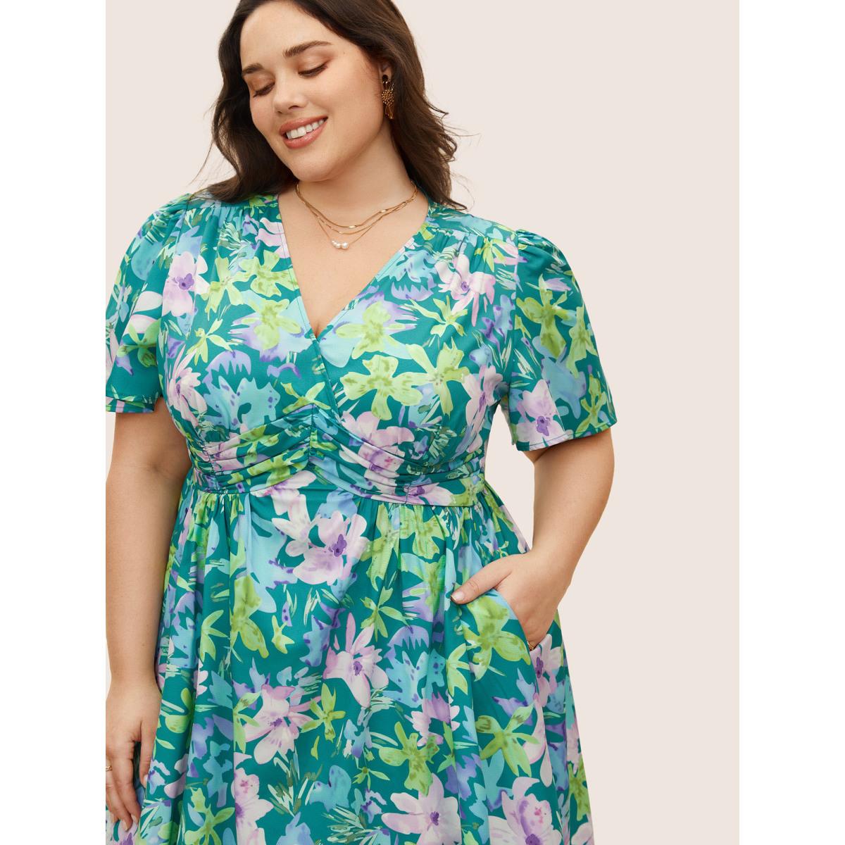 Plus Size Floral Print Pleated Ruffle Sleeve Dress Multicolor Women Elegant Pleated V-neck Short sleeve Curvy BloomChic 18-20/2X Product Image