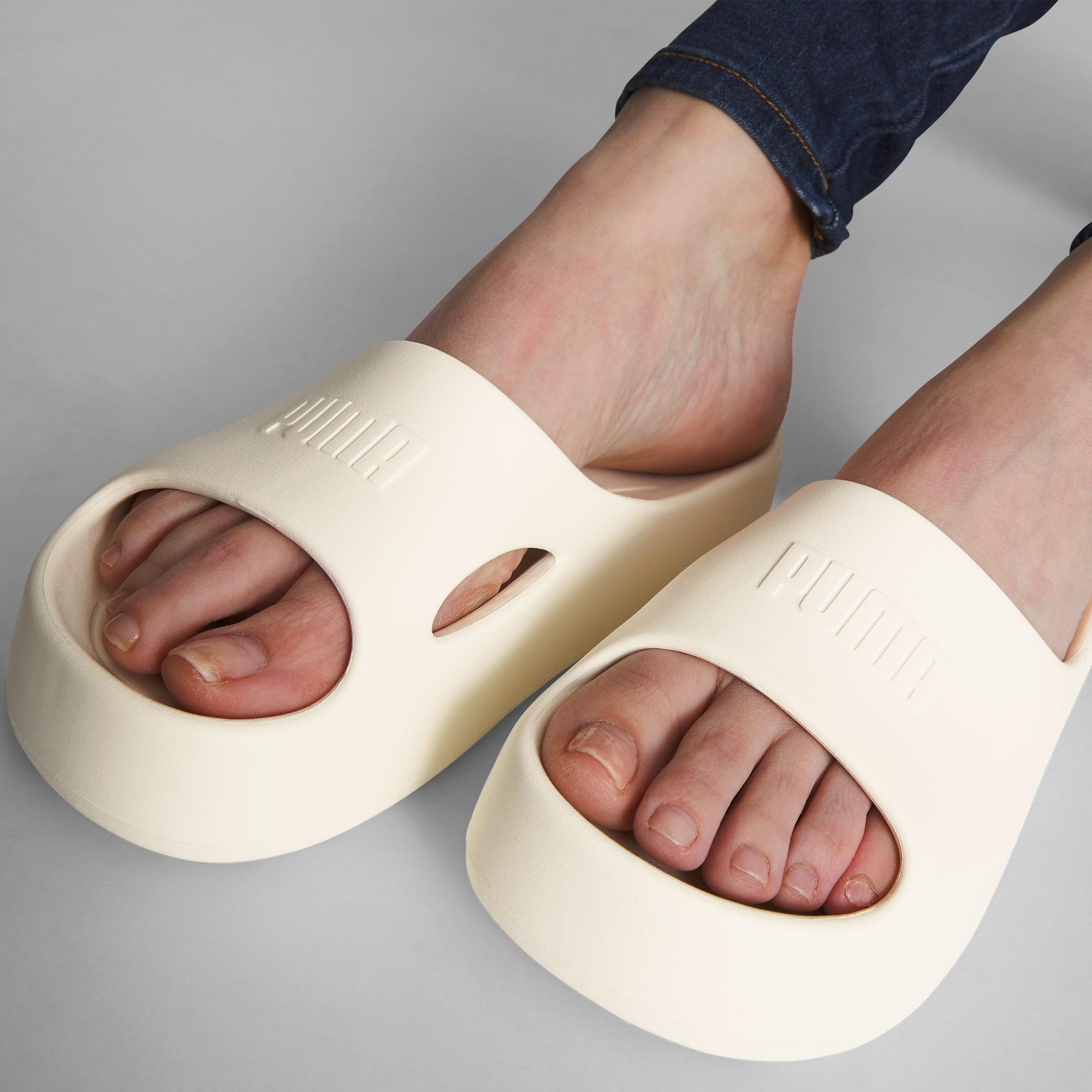 Shibusa Women's Slides Product Image