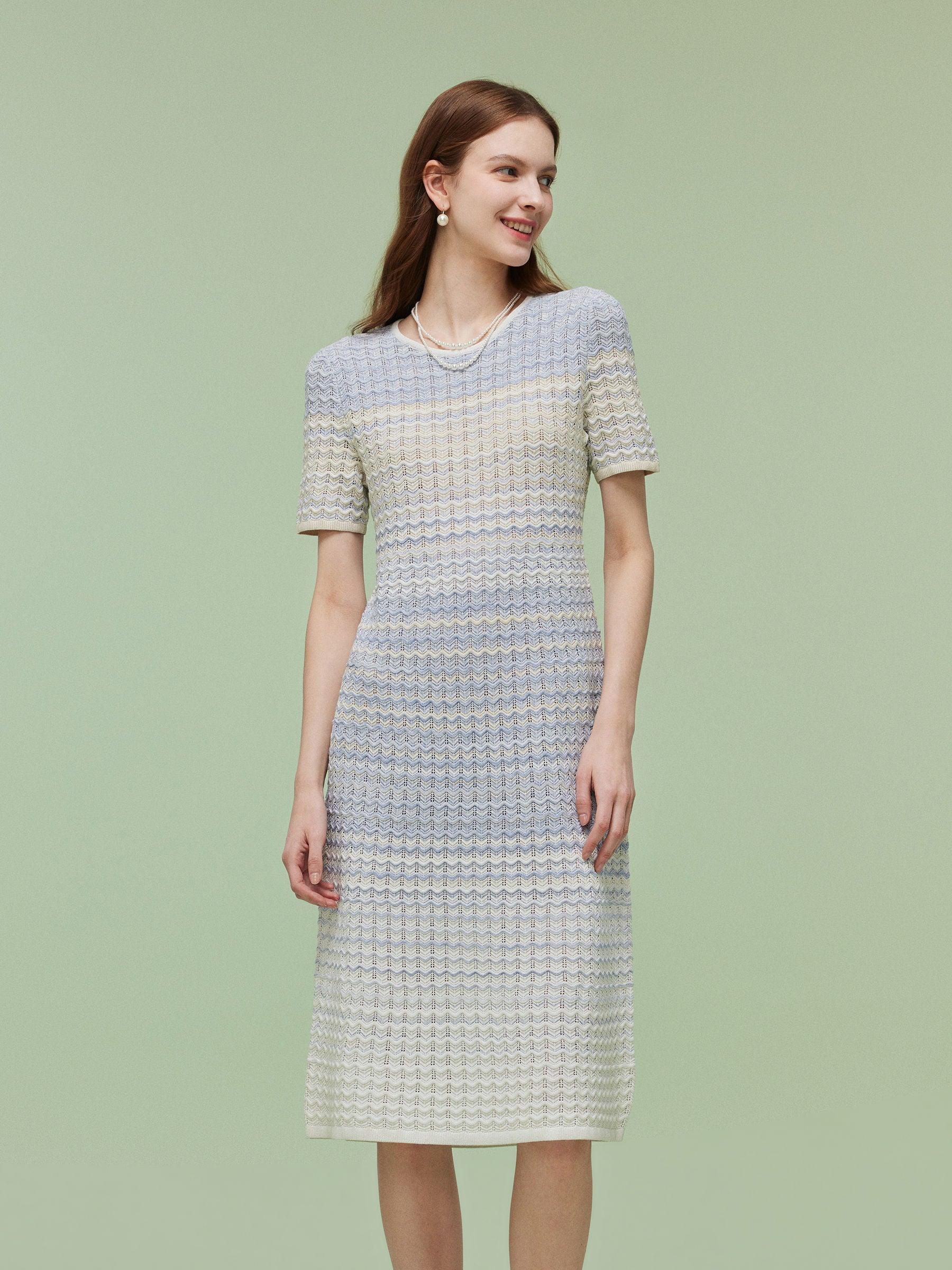 Blue And White Gradient Women Knit Midi Dress Product Image