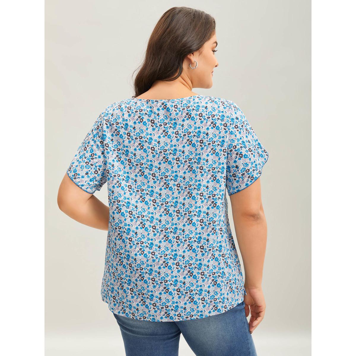Plus Size Skyblue Floral Print Petal Sleeve Pleated Neck Blouse Women Short sleeve Round Neck Elegant Blouses BloomChic 26/4X Product Image