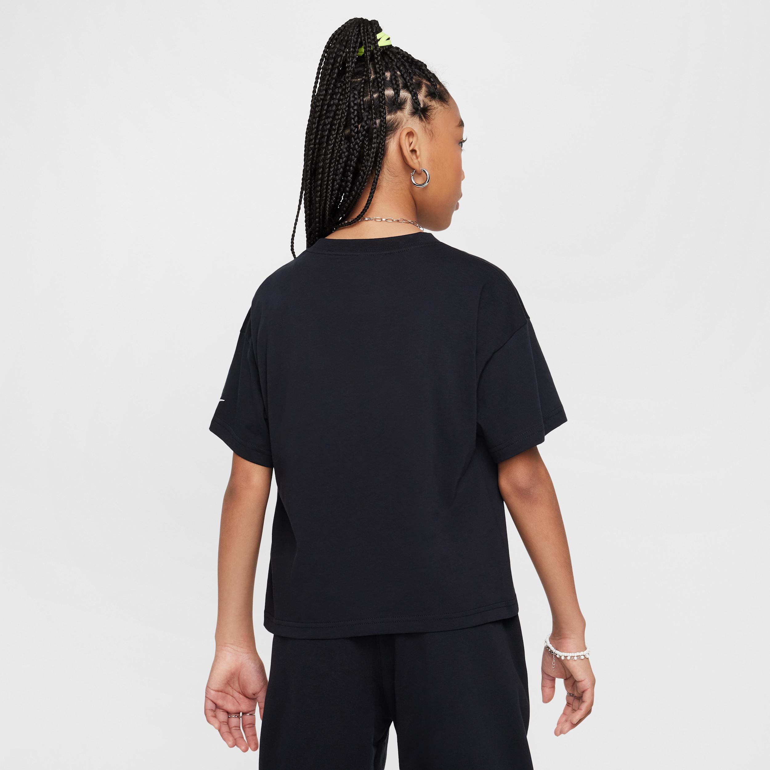 Unisex Nike Sportswear Girls T-Shirt | HM6303-010 Product Image