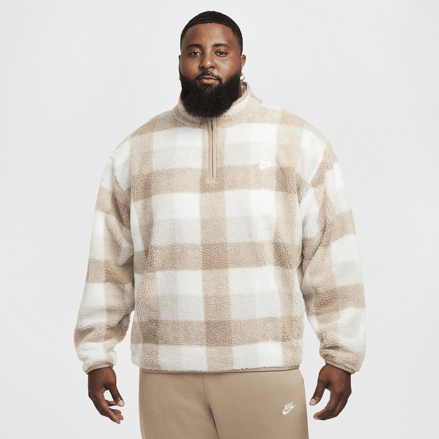 Nike Men's Club Winterized Half-Zip Product Image