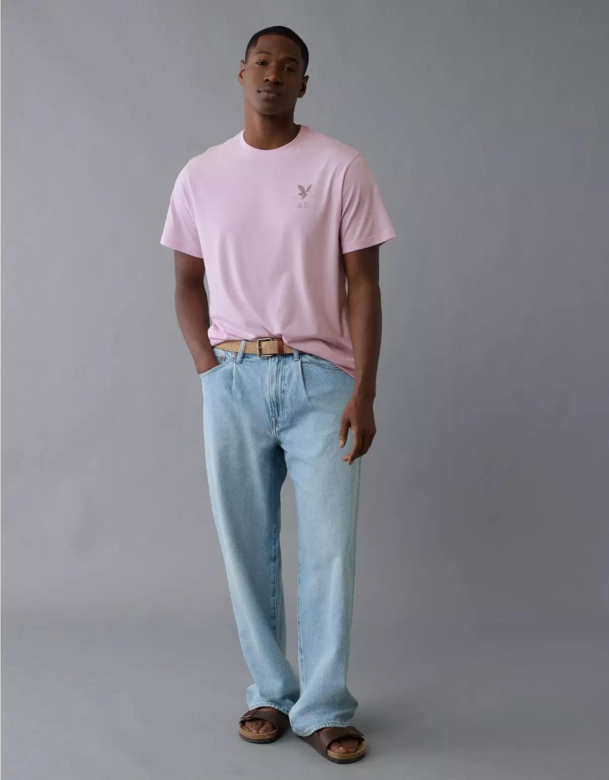 AE Icon Logo Graphic T-Shirt Product Image