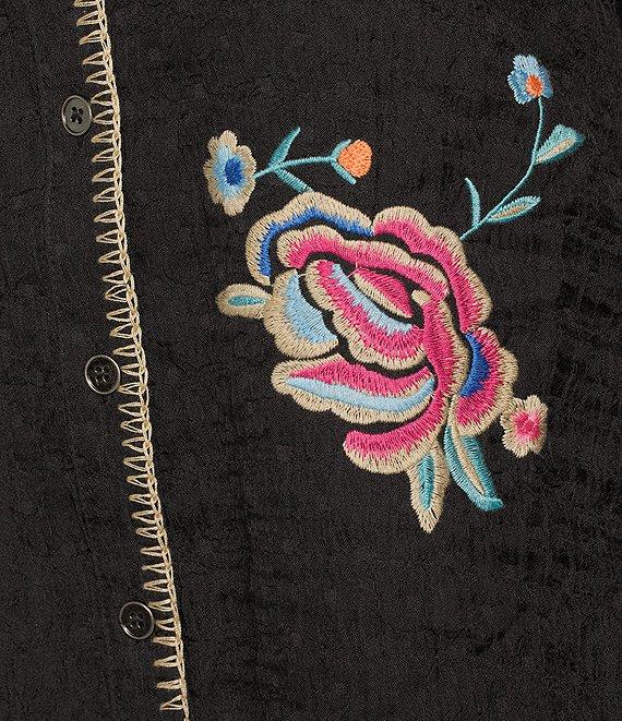 Calessa Petite Size Embroidered Textured Crinkle Point Collar Long Sleeve Button-Front Shirt Product Image