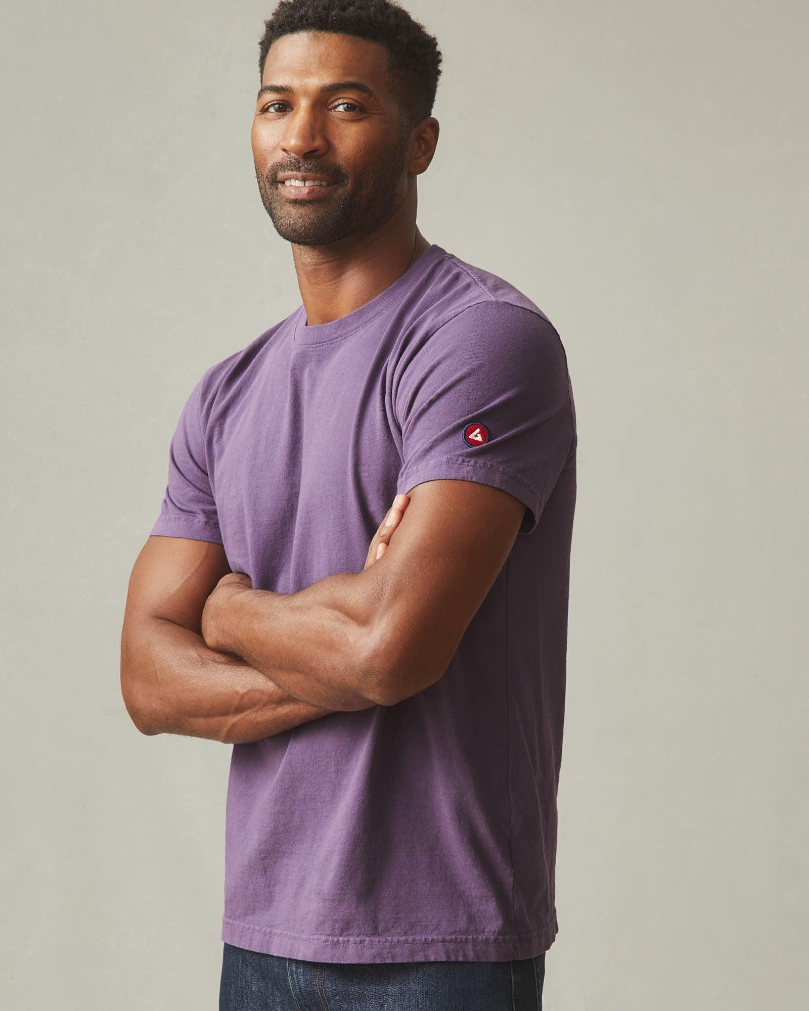 Men's Vintage Crew Tee - Washed Navy Cosmos Product Image