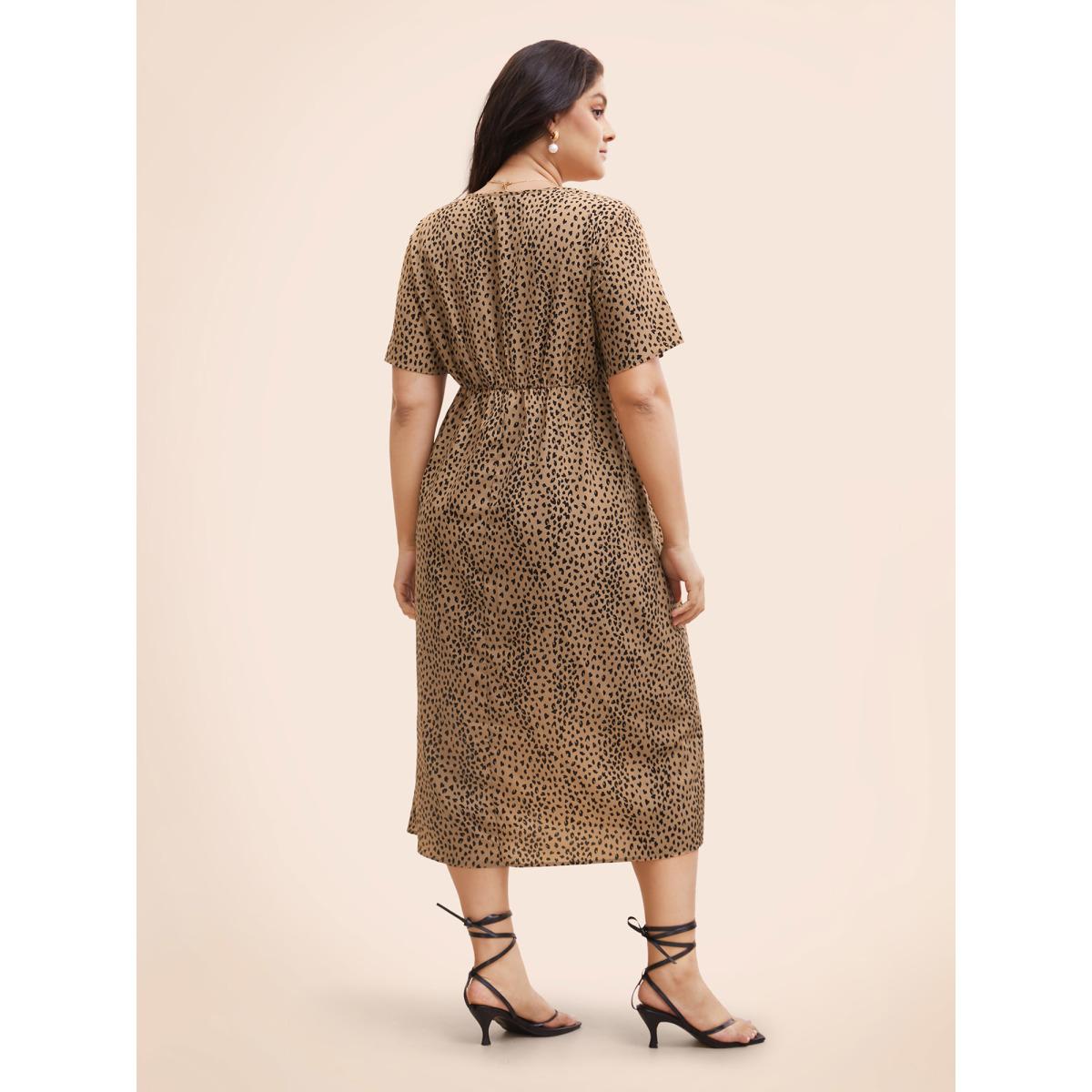 Plus Size Leopard Print Heart Neckline Split Side Dress Bronze Women Elegant Gathered Heart neckline Short sleeve Curvy BloomChic 30/6X Product Image