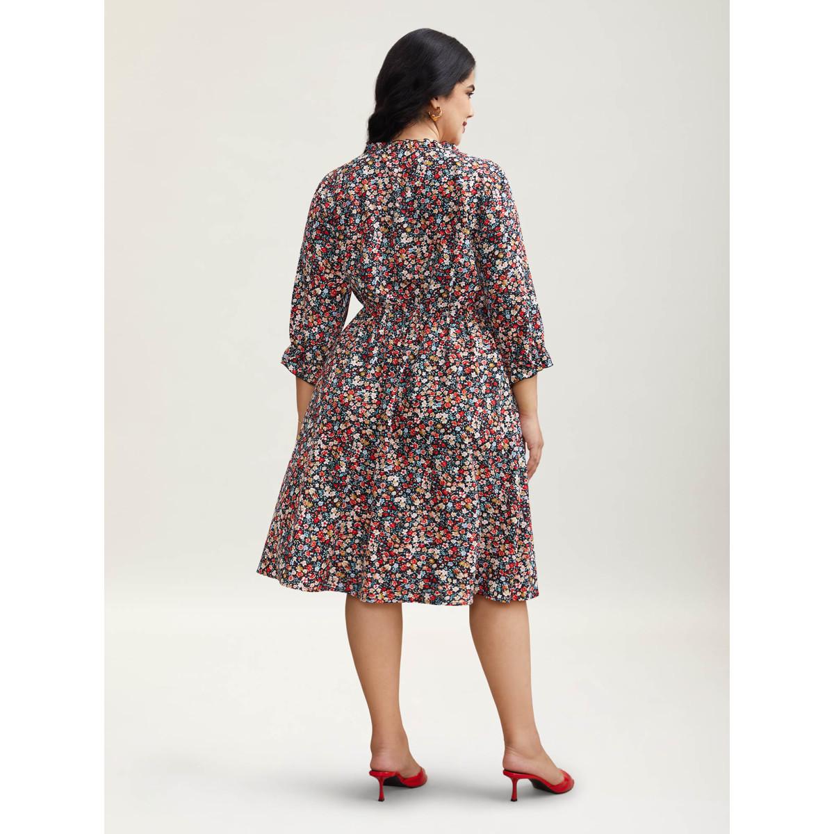 Plus Size Floral Print Drawstring Pockets Flared Midi Dress Black Women Timeless Drawstring Notched collar Elbow-length sleeve Curvy BloomChic 26/4X Product Image