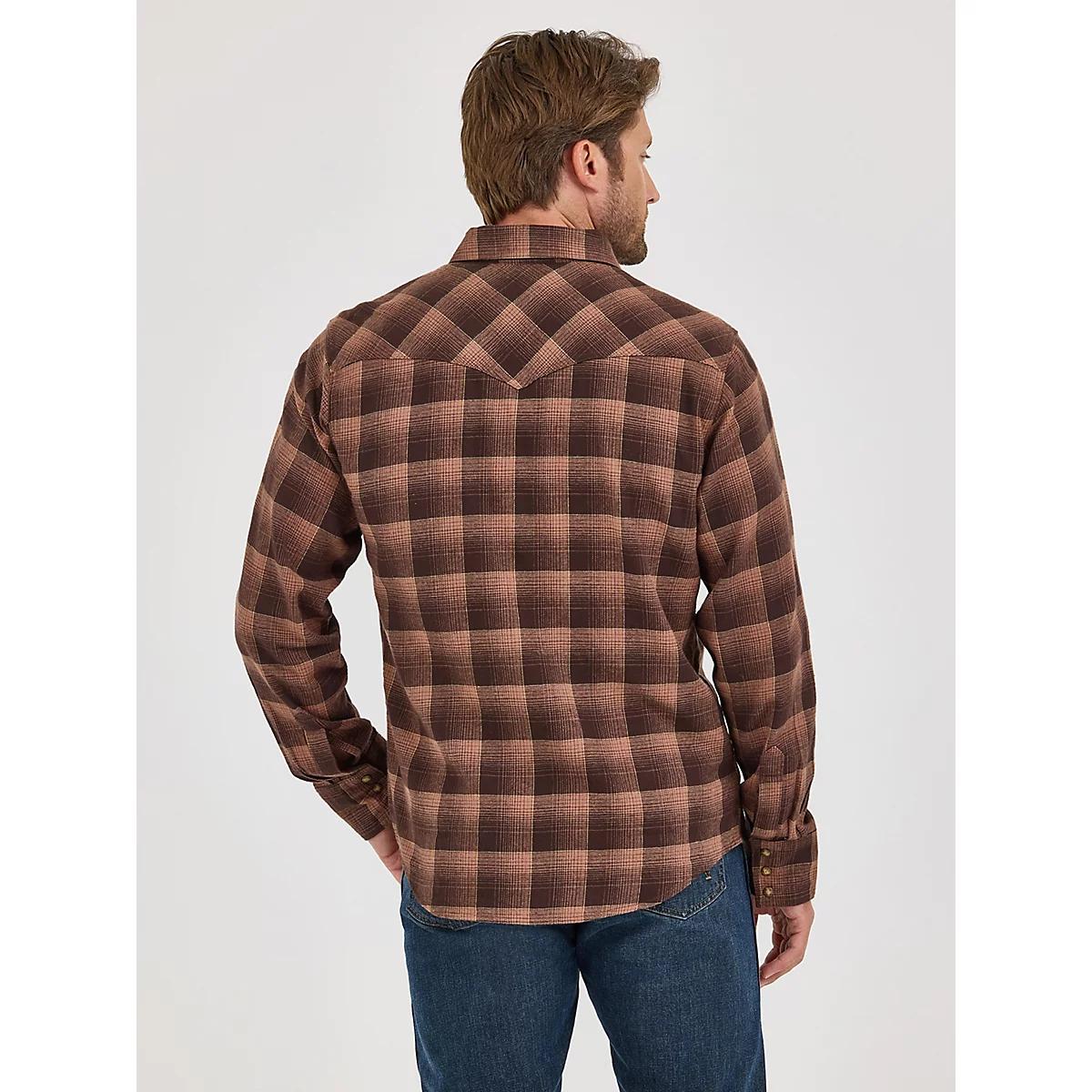 Men's Wrangler Retro® Long Sleeve Flannel Western Snap Plaid Shirt in Mocha Product Image