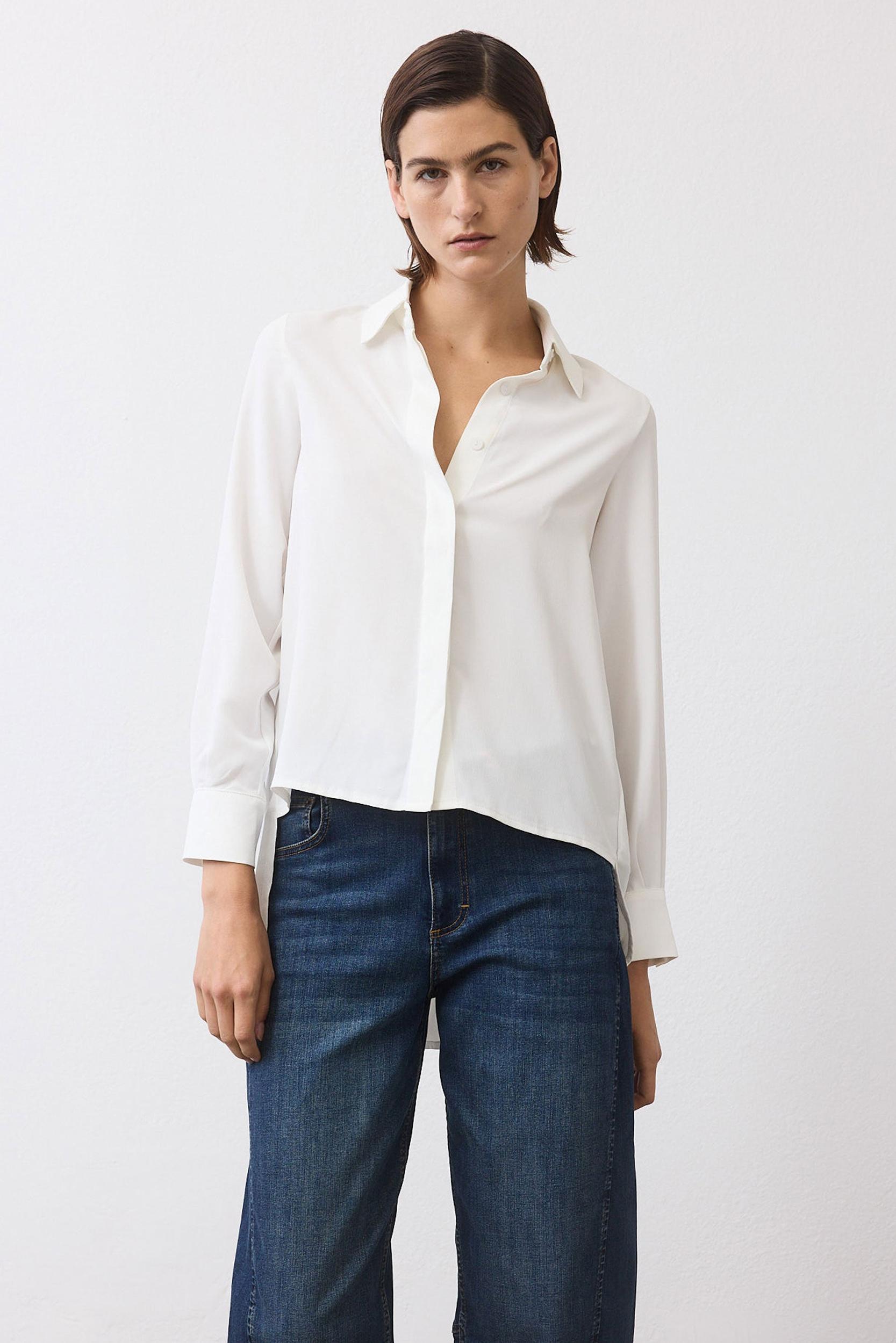 Look In The Back Pleated Long Sleeve Blouse Product Image