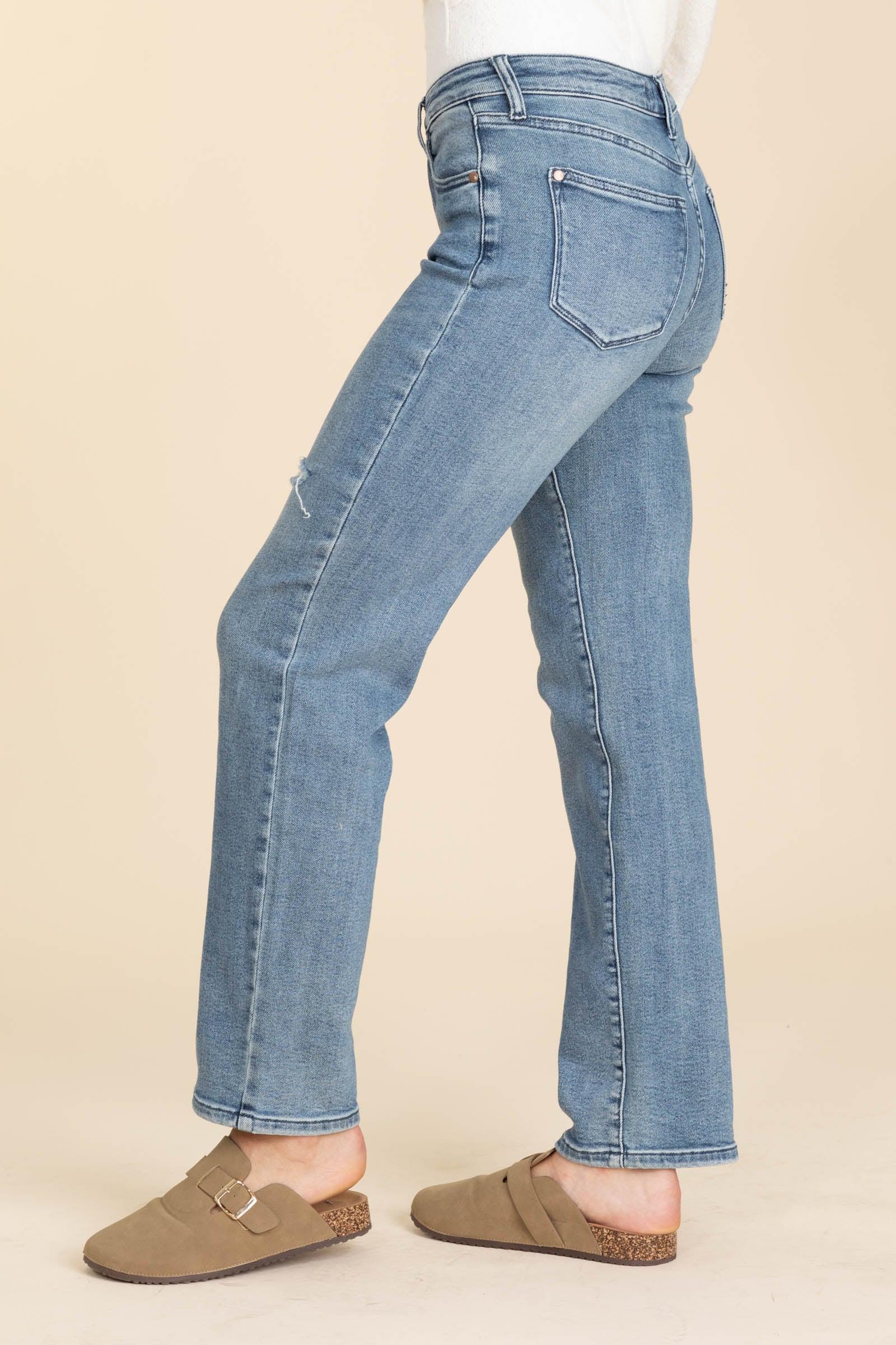 Judy Blue Contrast Wash Distressed Dad Jean Product Image