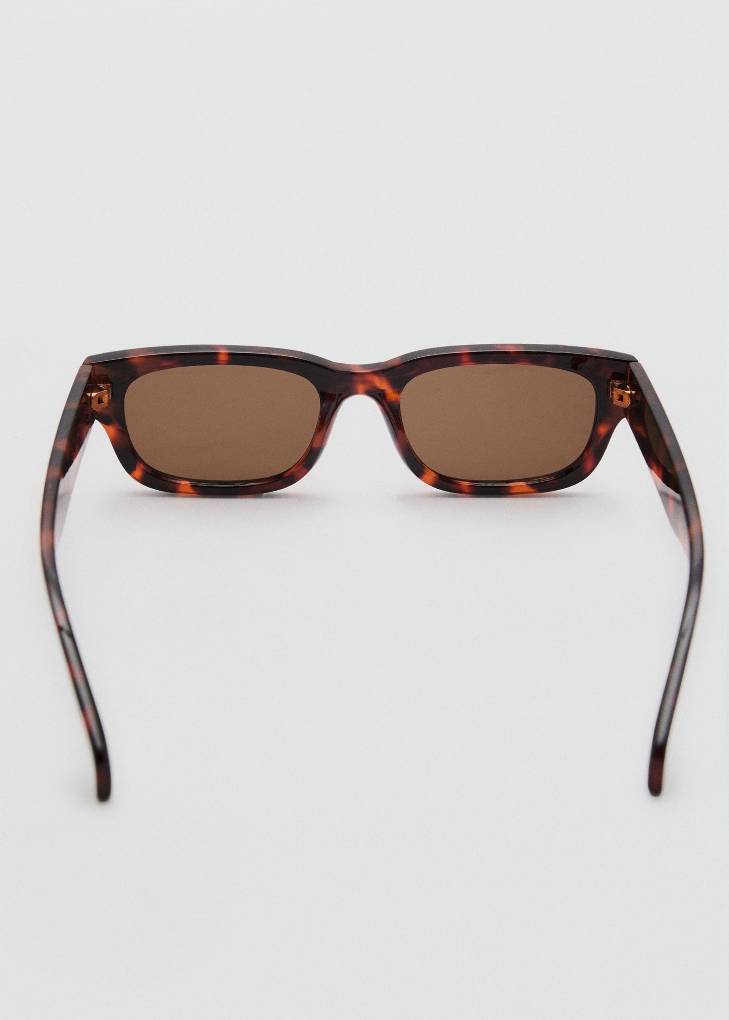 Rectangular-frame sunglasses - Women | MANGO USA Product Image