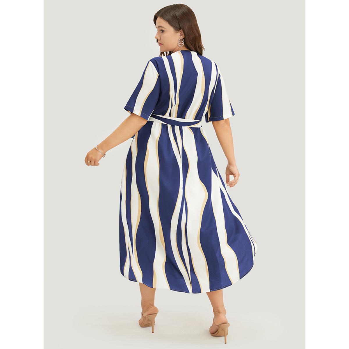 Plus Size Geometric Contrast Pocket Ruffle Belt Half Zipper Arc Hem Dress Navy Women Office Lined V-neck Short sleeve Curvy Midi Dress BloomChic 30/6X Product Image