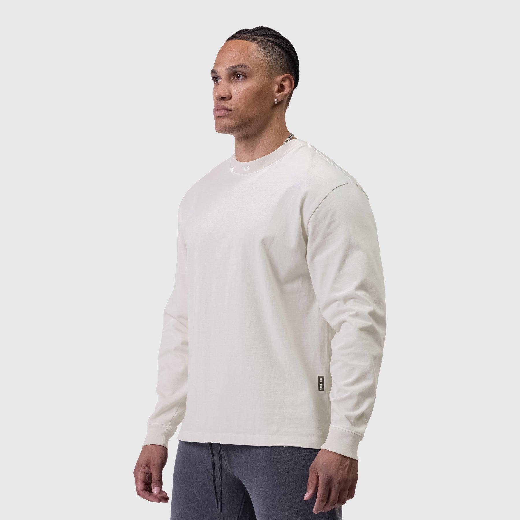 0851. Tech Essential™ Relaxed Long Sleeve - Faded Stone Product Image
