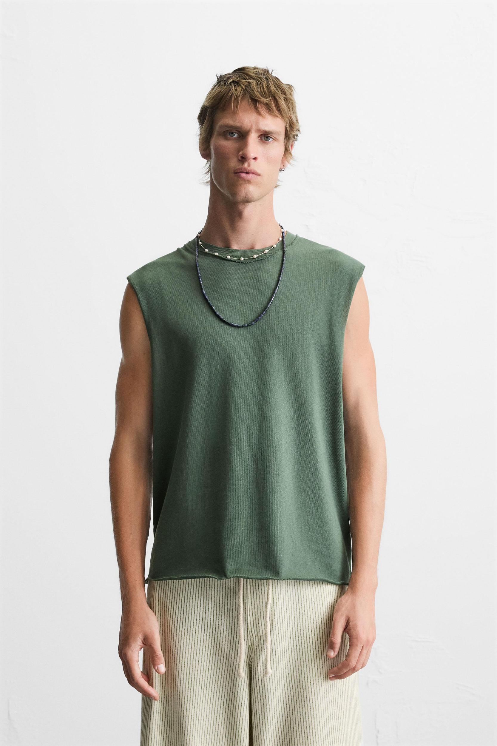 IRREGULAR KNIT TANK TOP Product Image