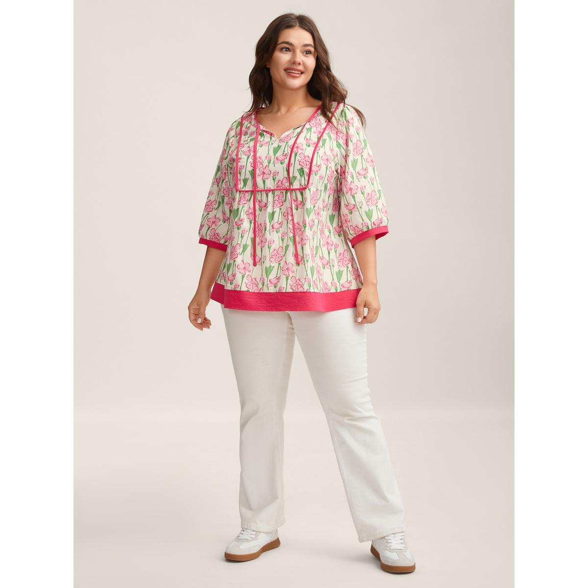 Plus Size Multicolor Blushing Floral Print Seamed Contrast Blouse Women Elbow-length sleeve V-neck Everyday-Casual Blouses BloomChic 26/4X Product Image