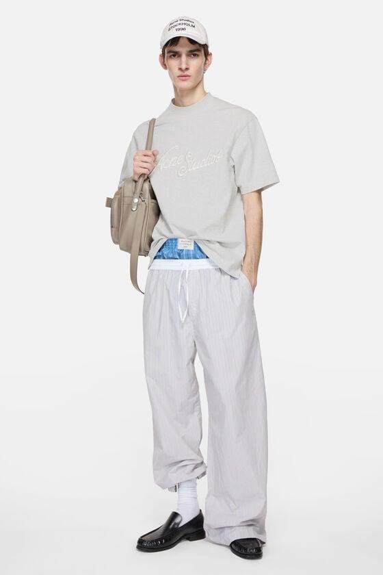 Logo t-shirt - Relaxed fit Product Image