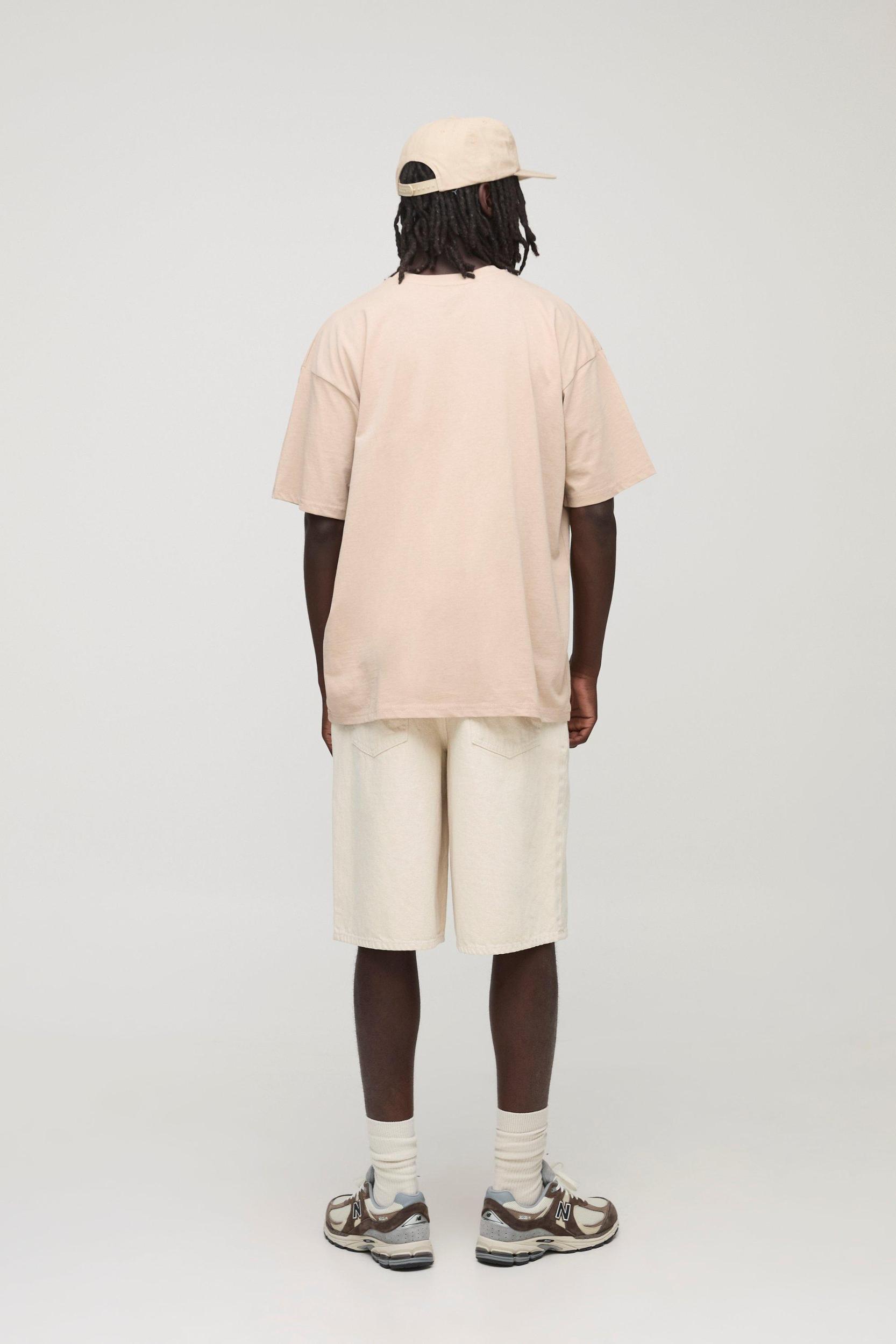 Oversized Basic Crew Neck T-shirt | boohooMAN USA Product Image