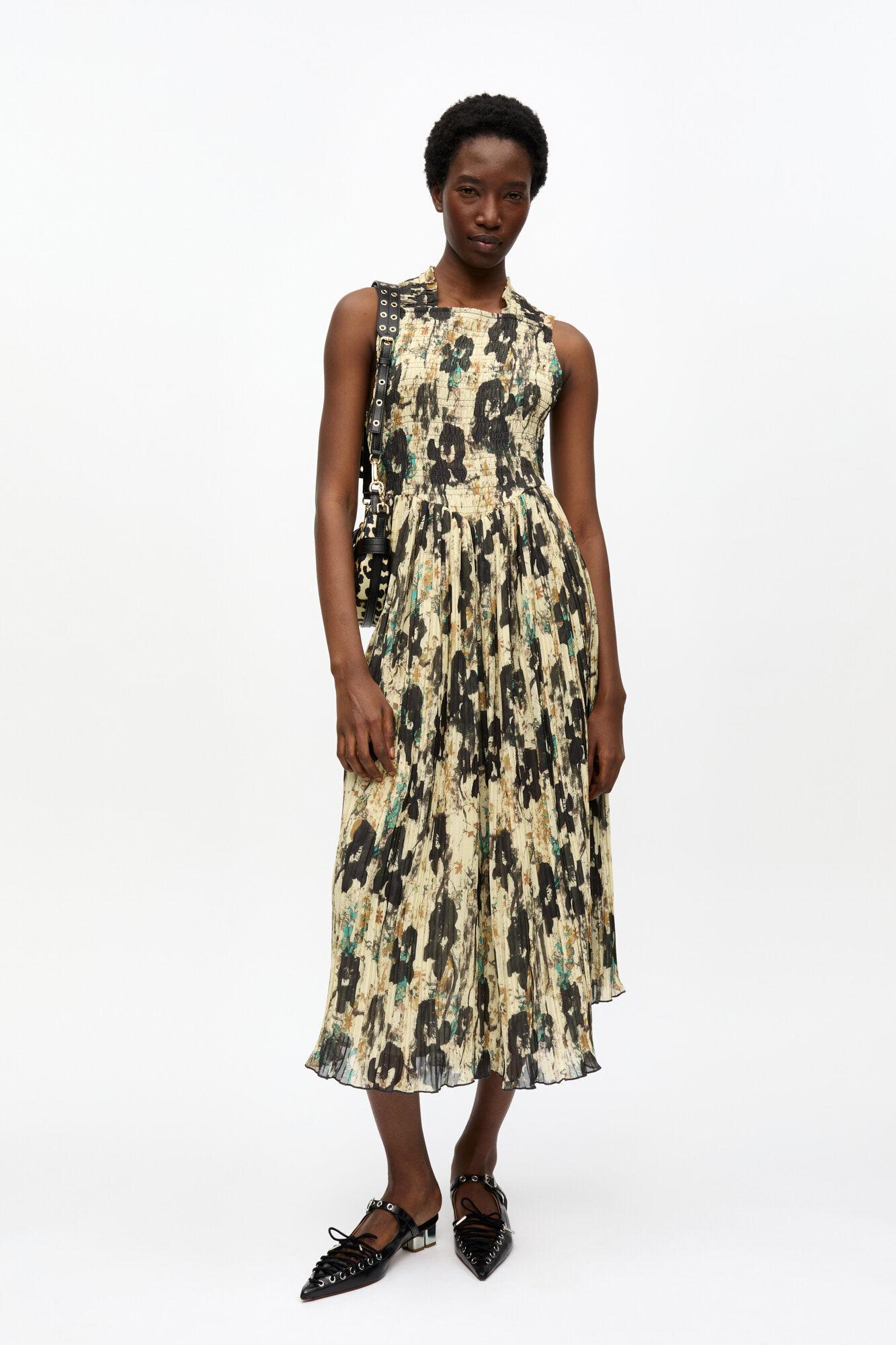 Printed Pleats Smock Midi Straps Dress Product Image