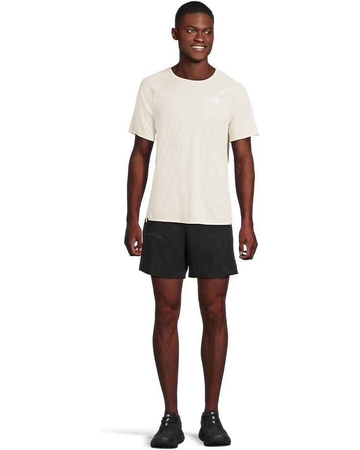 Evolution Simple Dome Short-Sleeve Tee Product Image