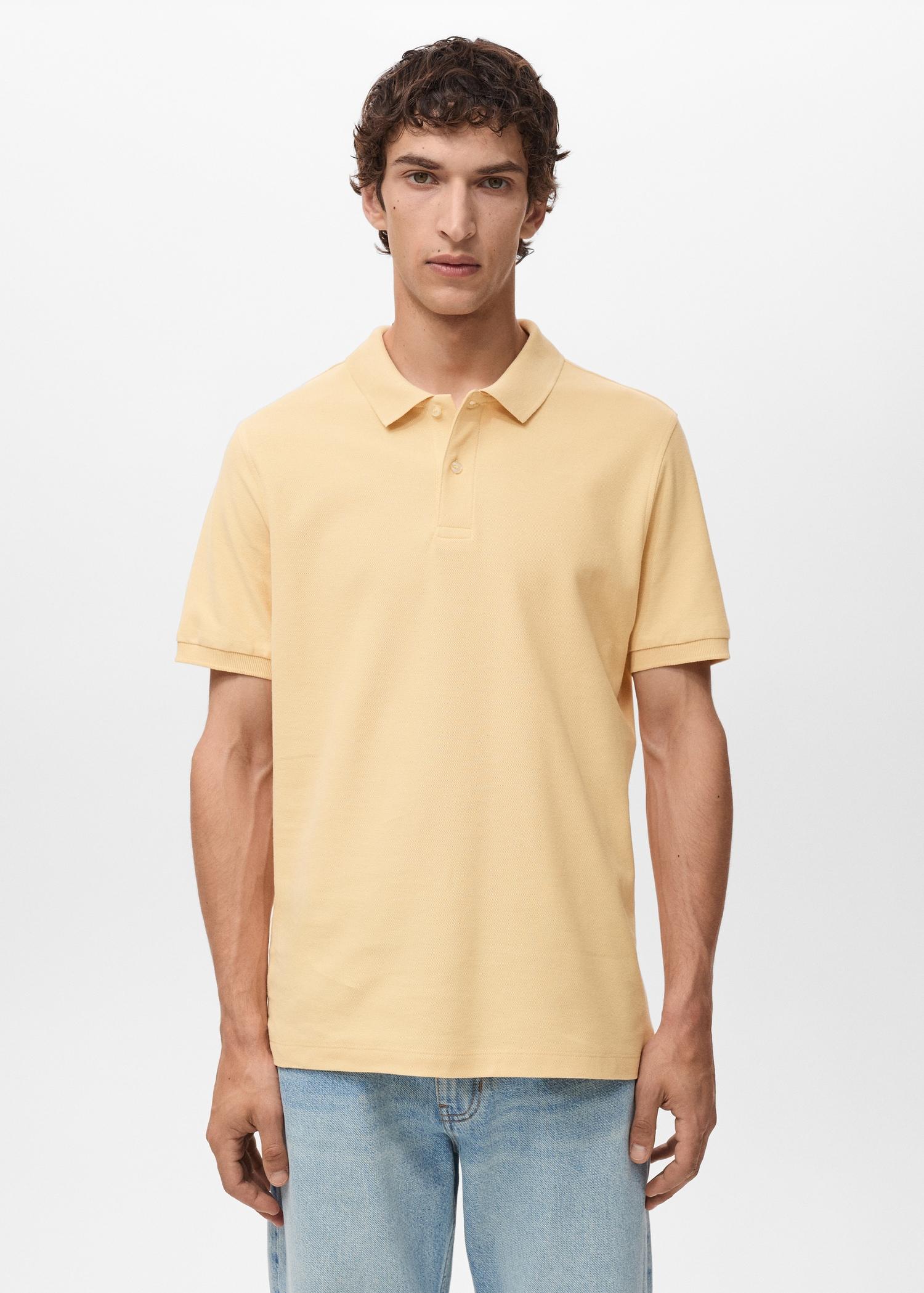 Regular-fit cotton piqué polo shirt - Men | MANGO USA Product Image