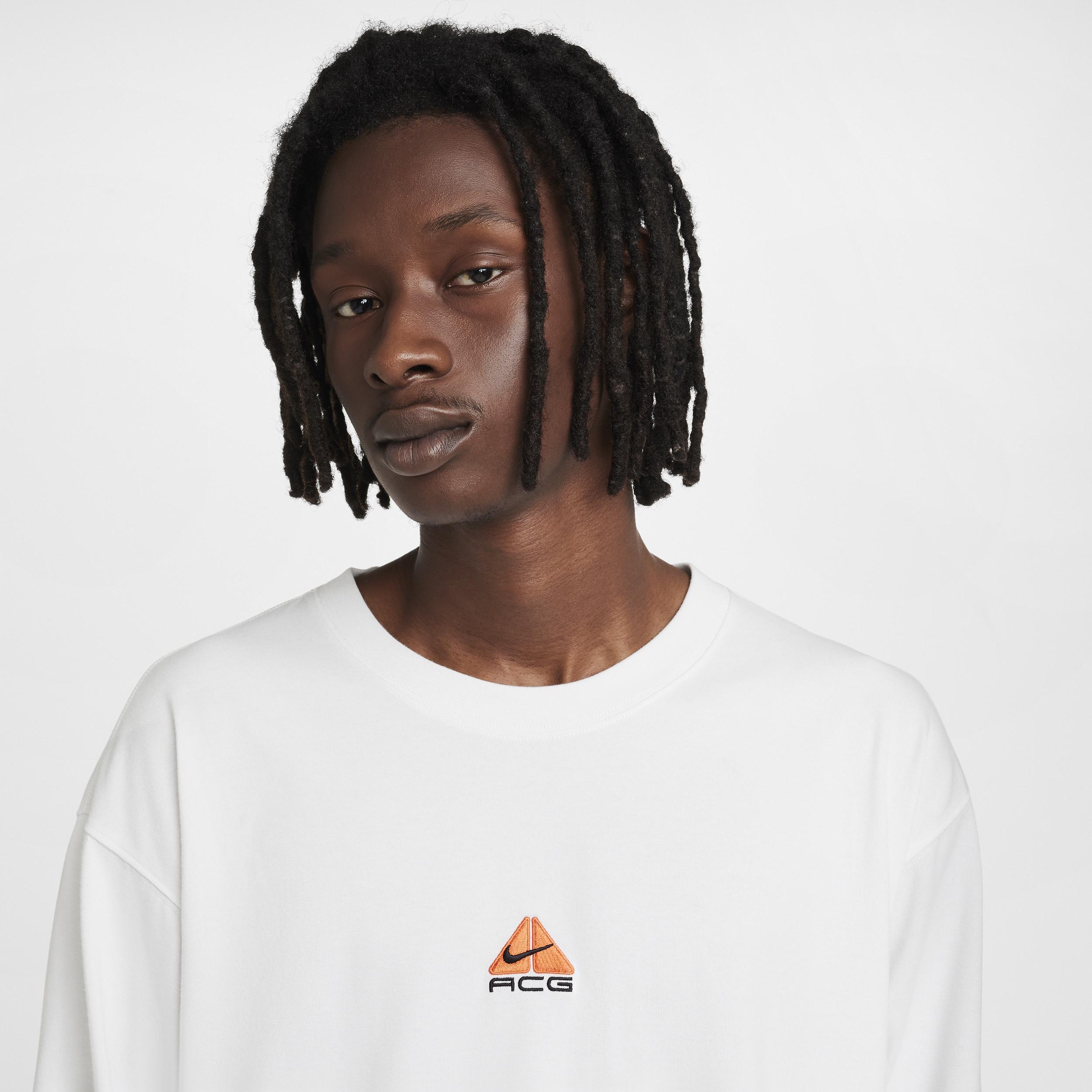 Men's Nike ACG "Lungs" Long-Sleeve T-Shirt Product Image