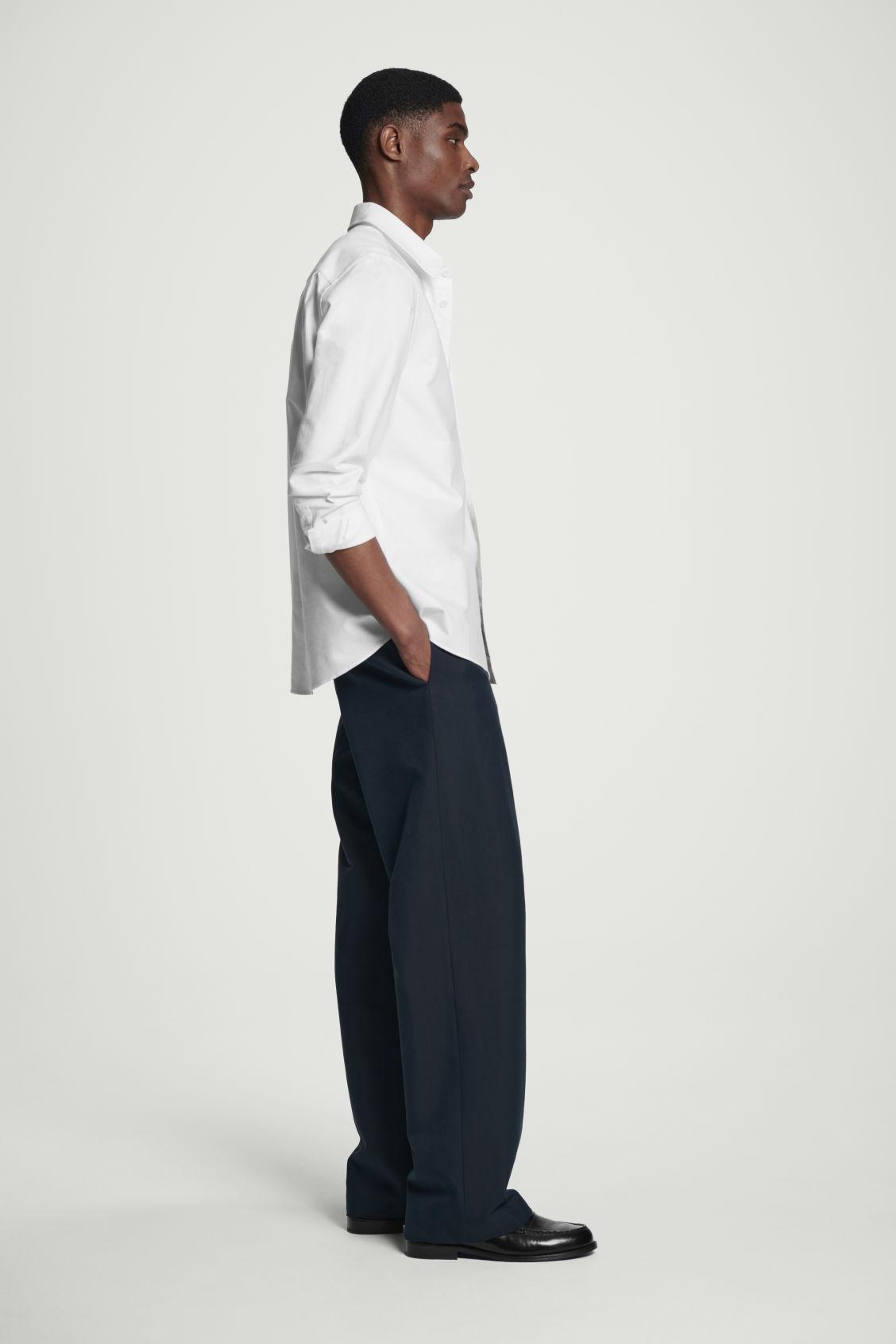 TAILORED WIDE-LEG PANTS Product Image