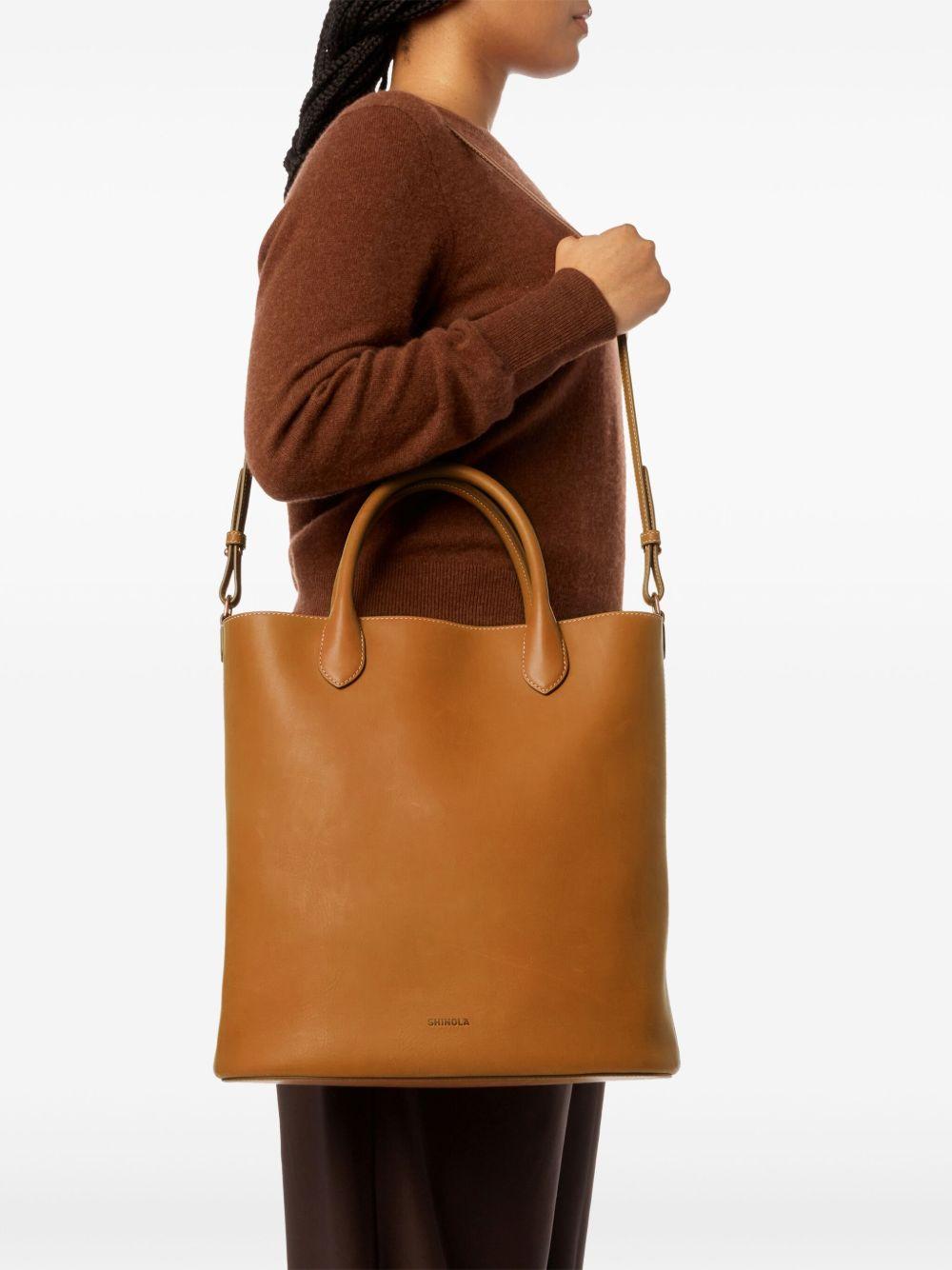 leather tote bag Product Image