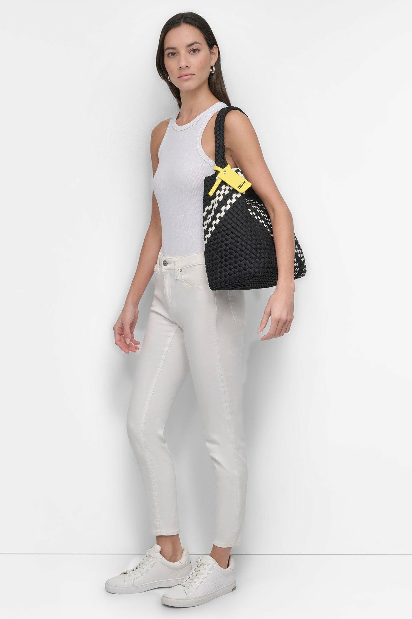 GISELLE TOTE BAG Product Image