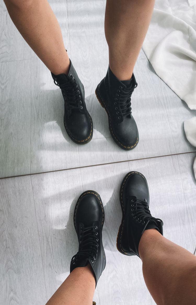 Dr. Martens 1460 Boot Black Noir Nappa Product Image