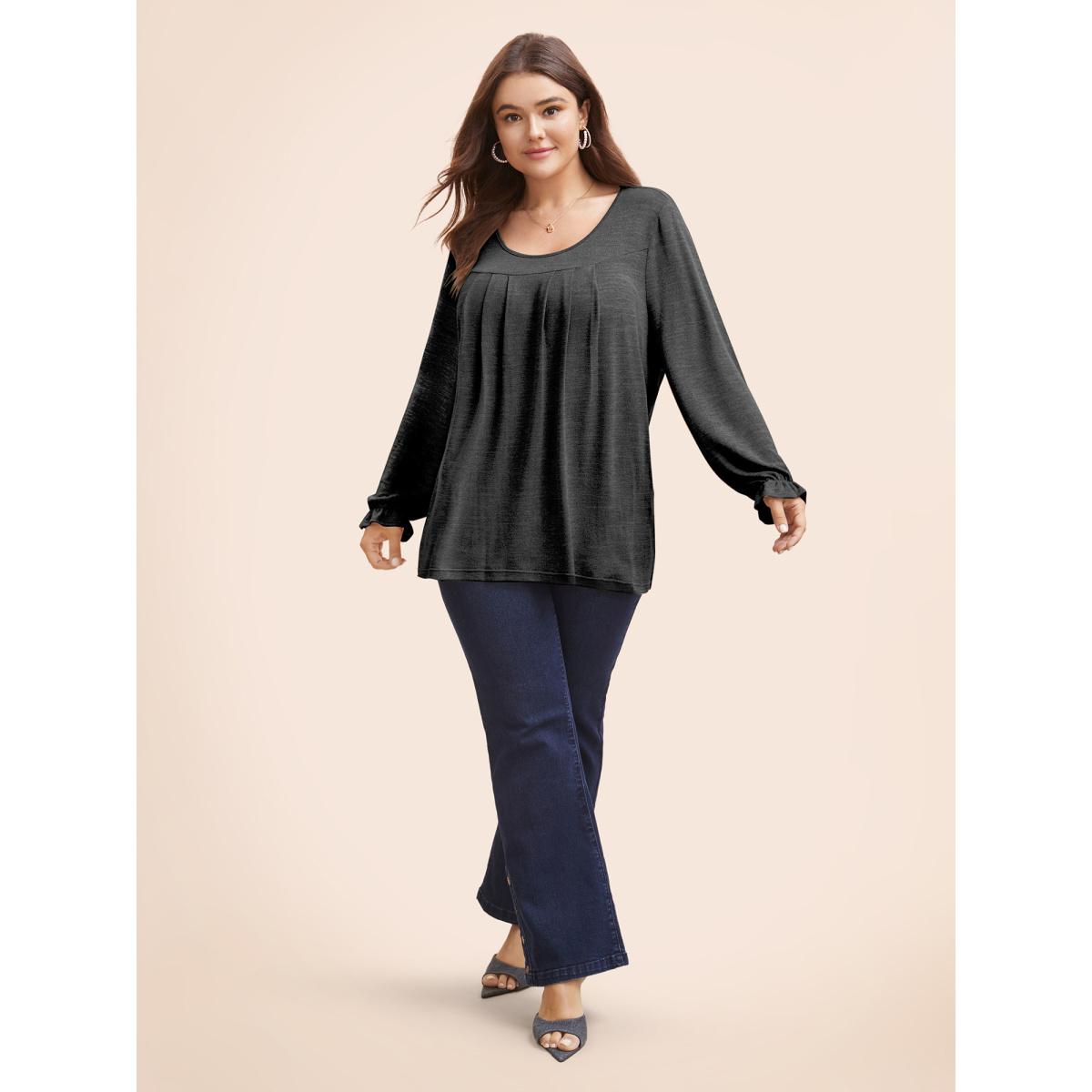 Plus Size Round Neck Heather Pleated T-shirt Black Women Leisure Pleated Round Neck Loose Casual T-shirts BloomChic 26/4X Product Image